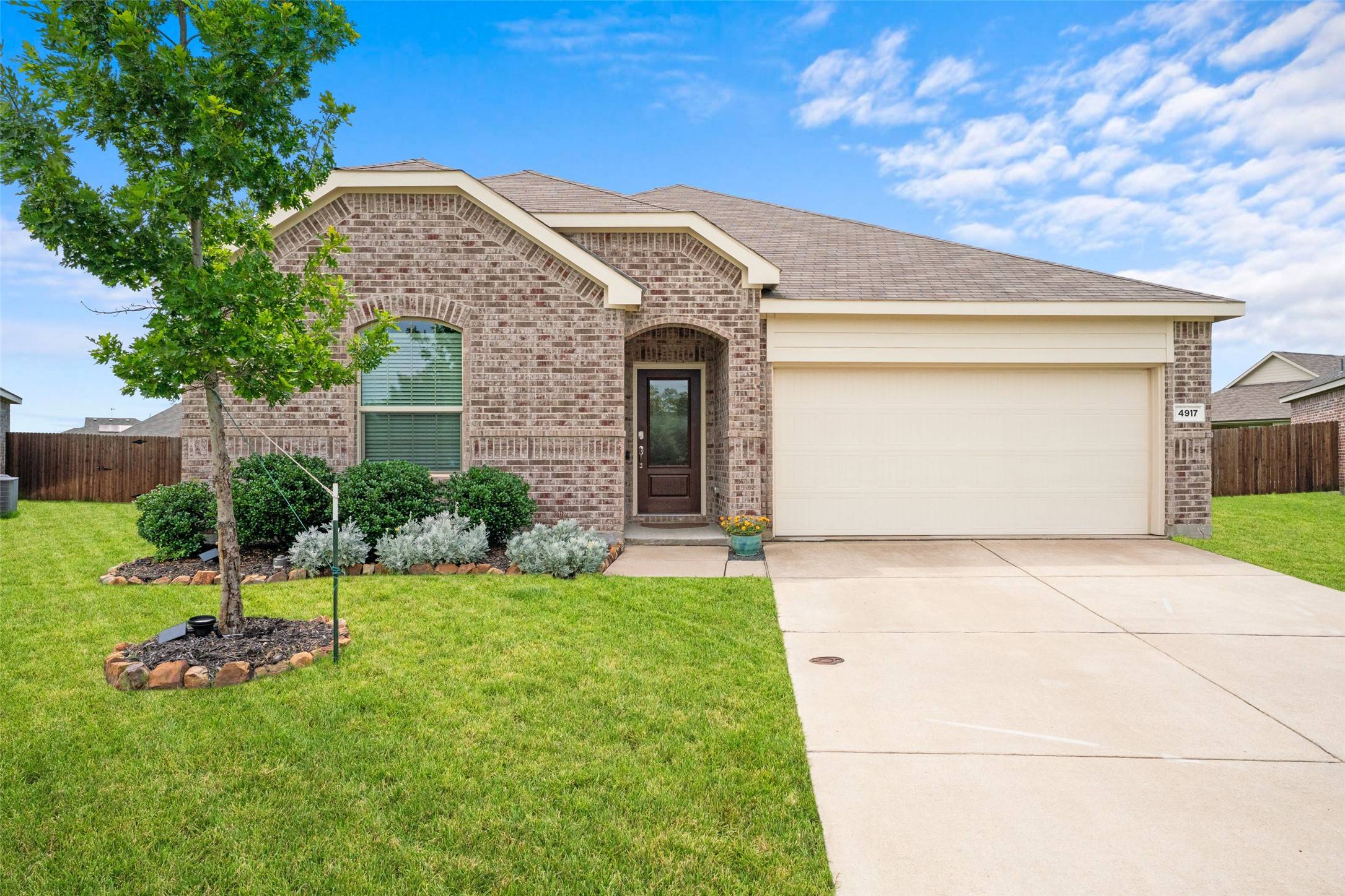 Princeton, TX 75407,4917 Woodloch DR