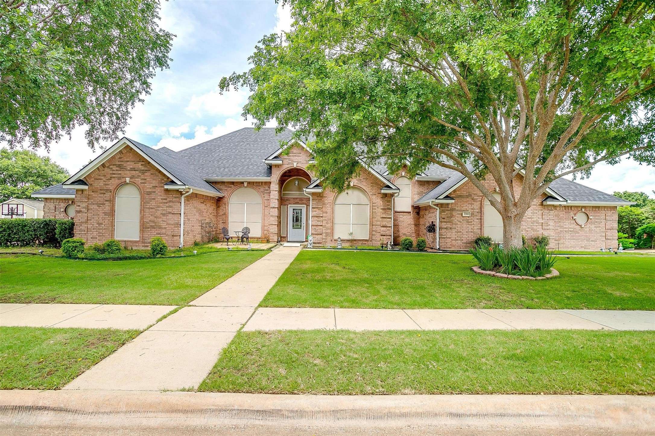 Crowley, TX 76036,1200 Blackberry CT