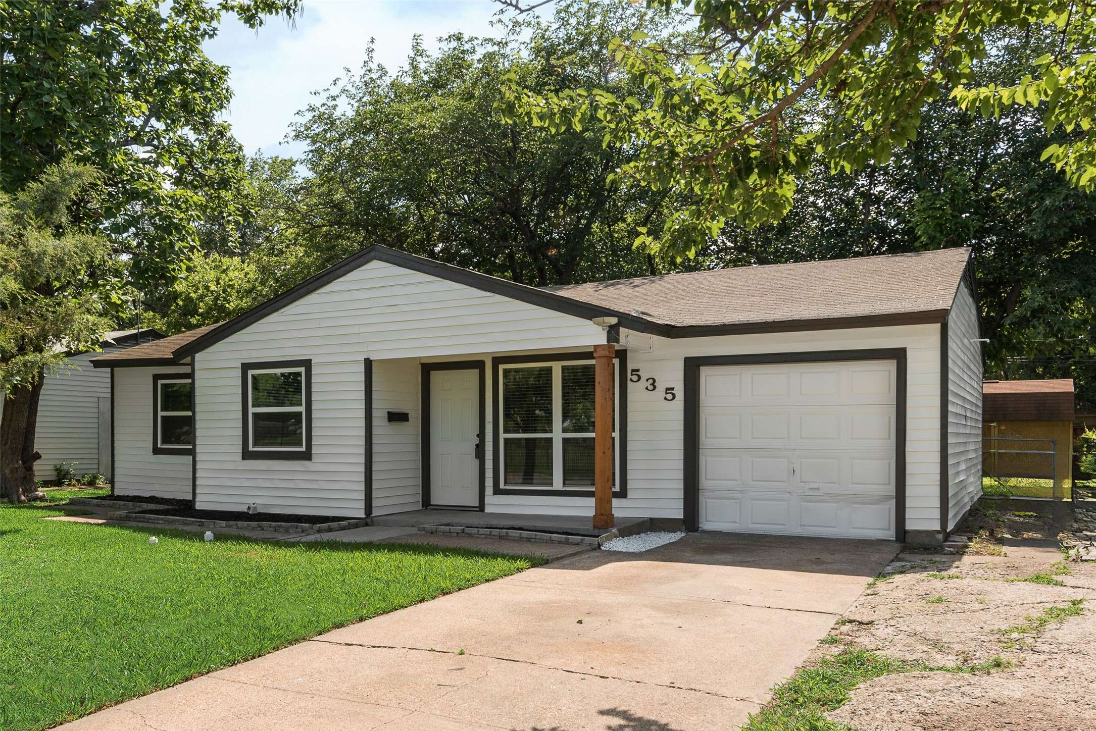 Dallas, TX 75217,535 Alcorn AVE