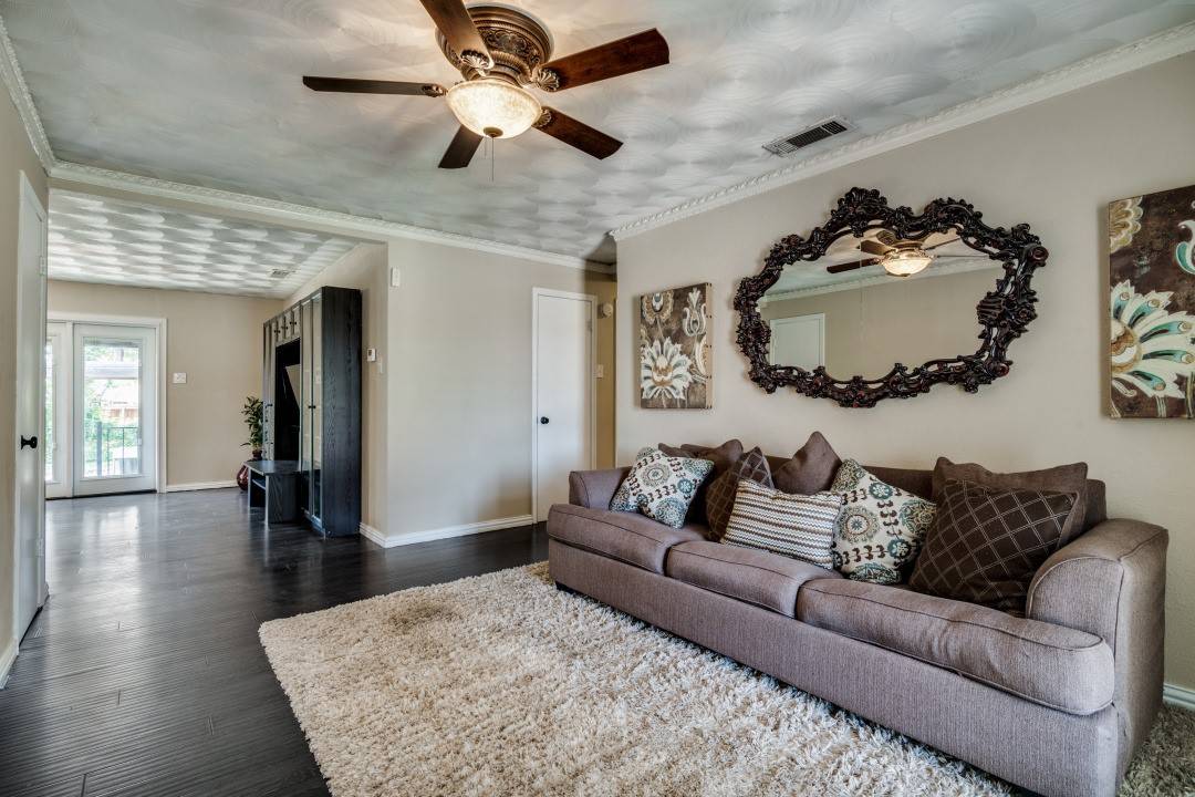 Garland, TX 75042,4737 Lawler RD