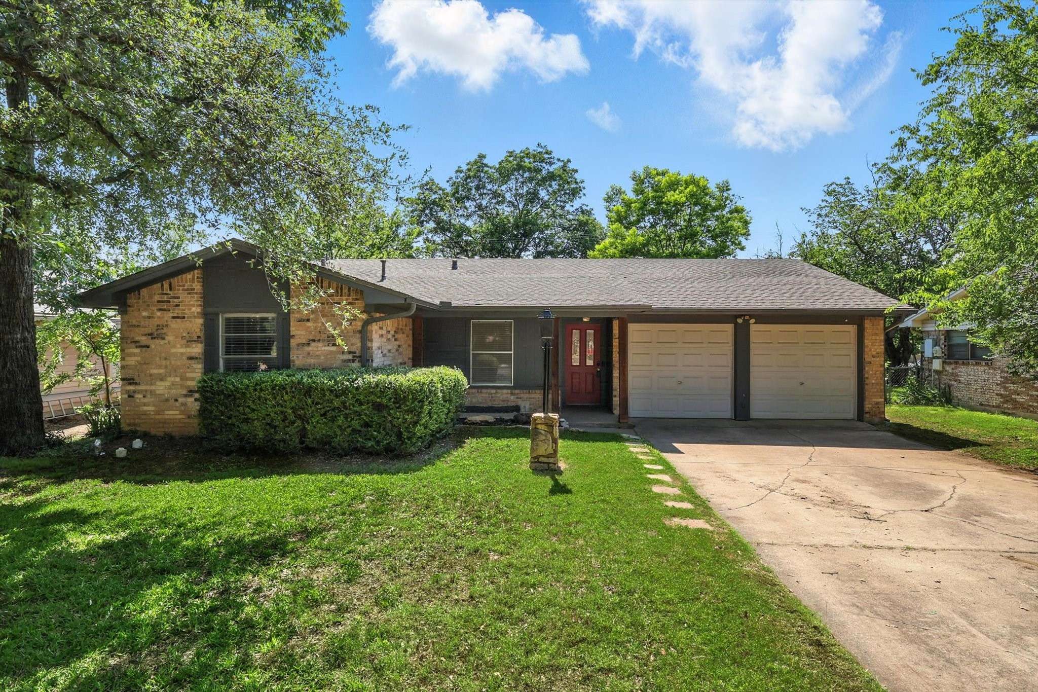 Denton, TX 76205,2206 Westwood DR