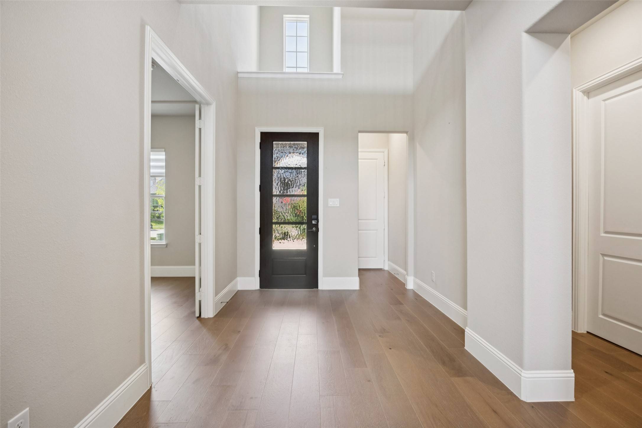 Carrollton, TX 75010,2521 Hampstead LN