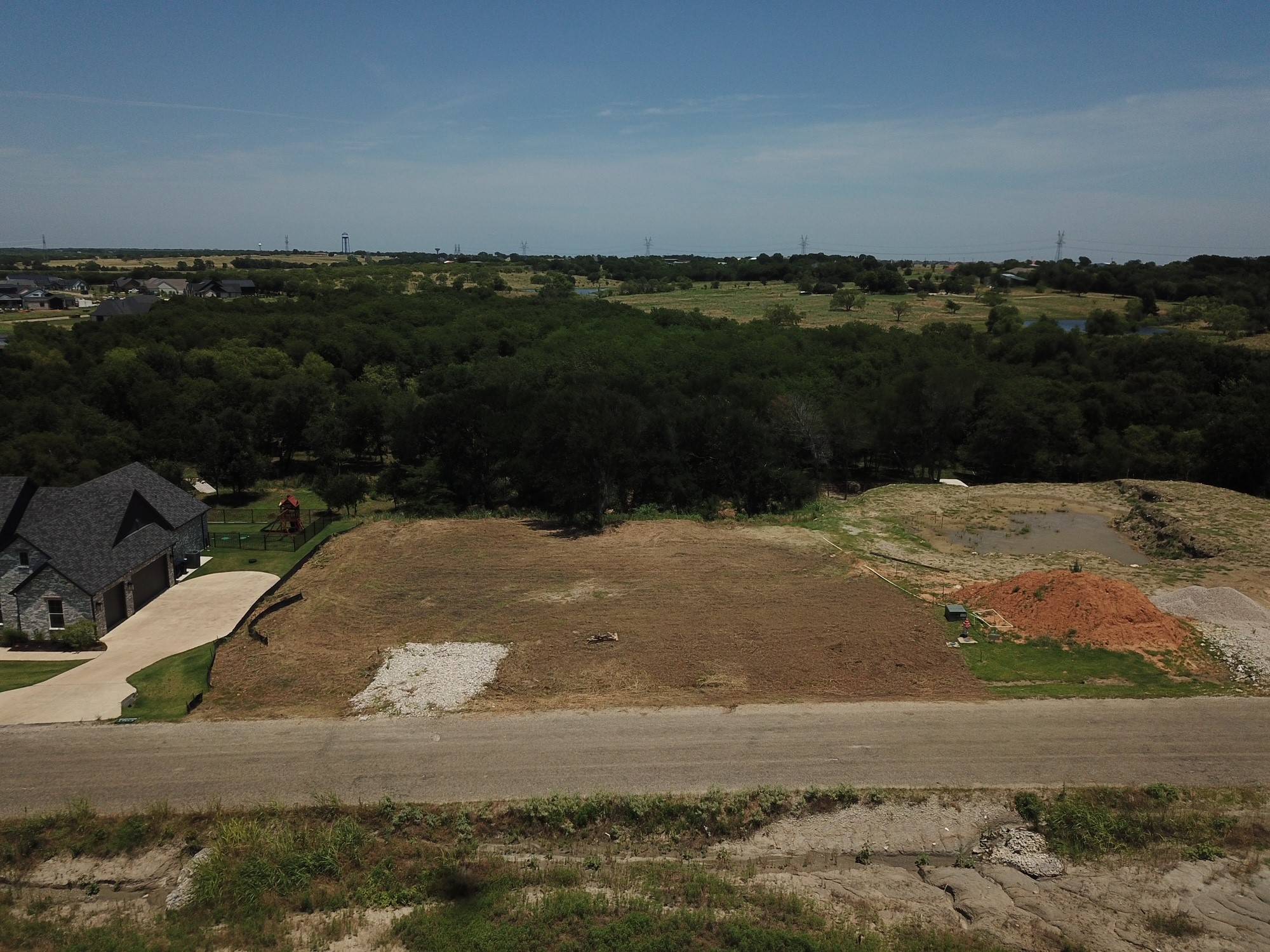 Gunter, TX 75058,1925 Carter LN