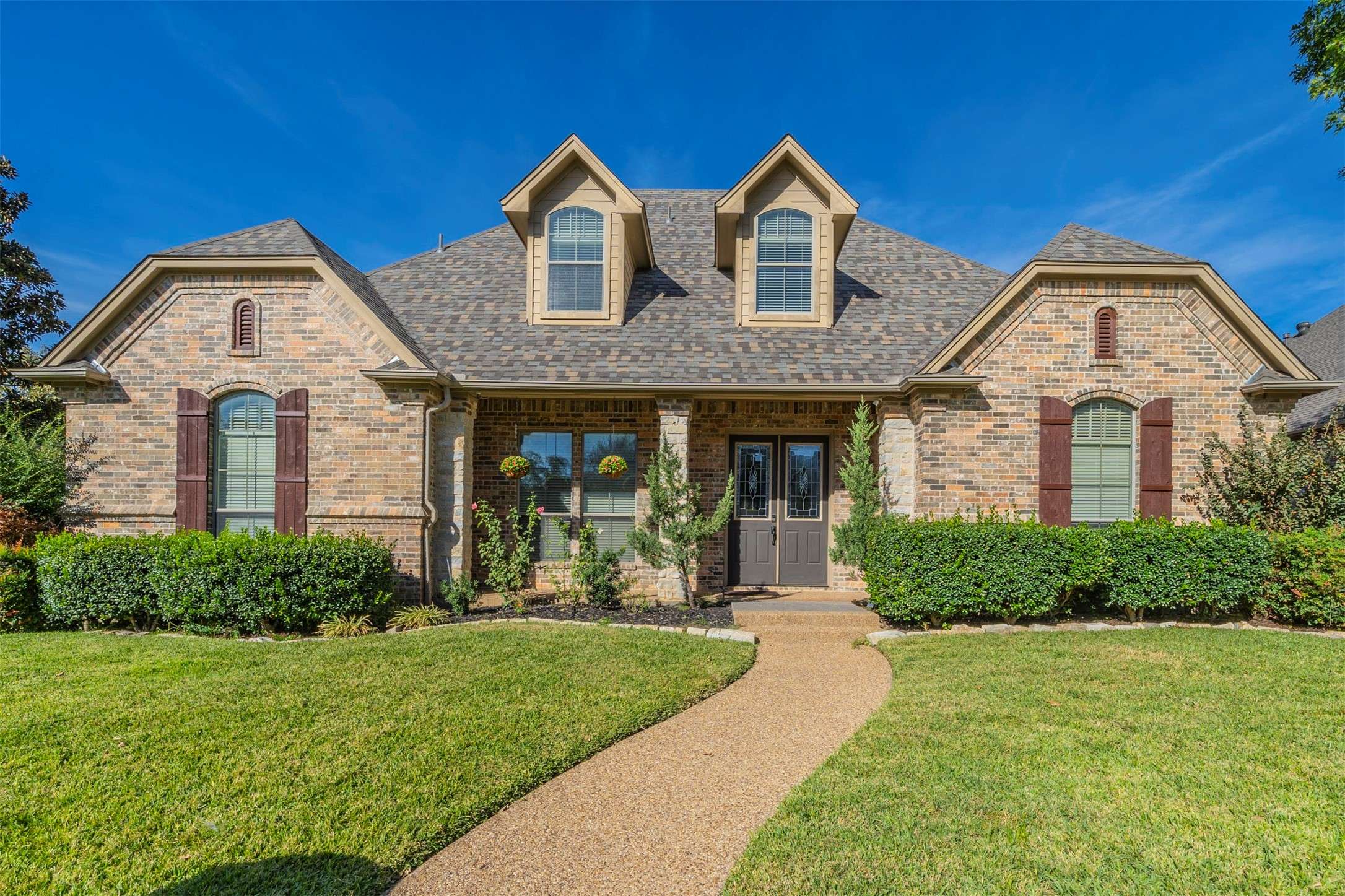 Arlington, TX 76017,5405 Rome CT