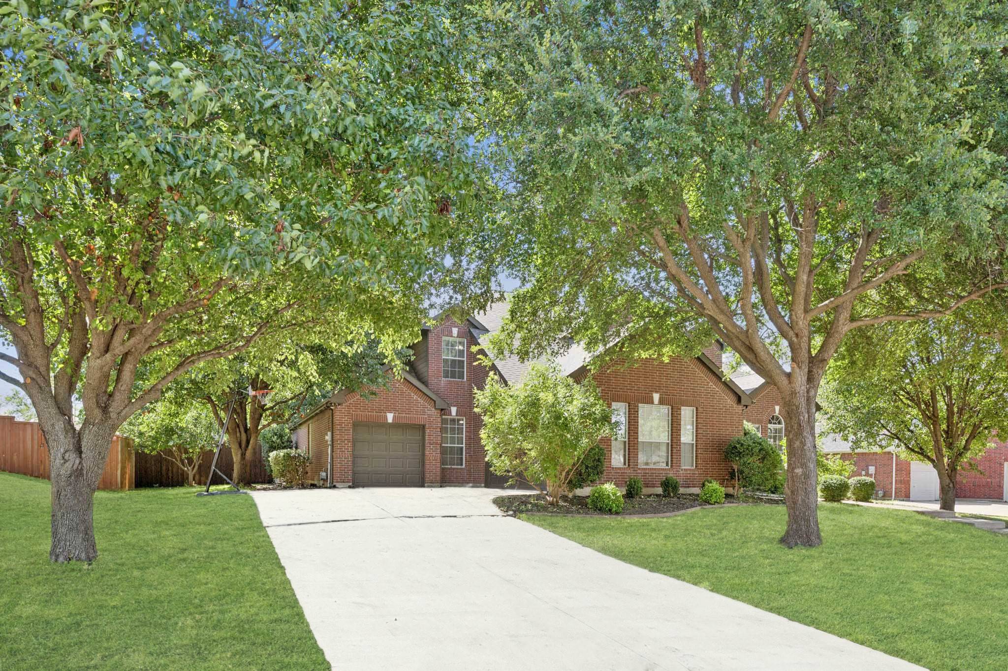 Frisco, TX 75033,10396 Whispering Pines DR