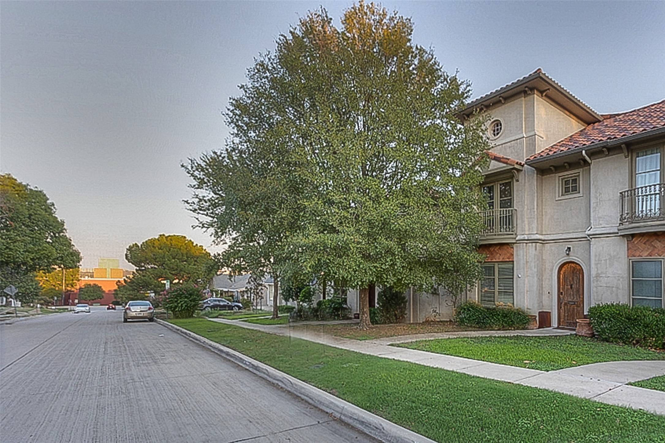 Fort Worth, TX 76107,3637 Crestline RD
