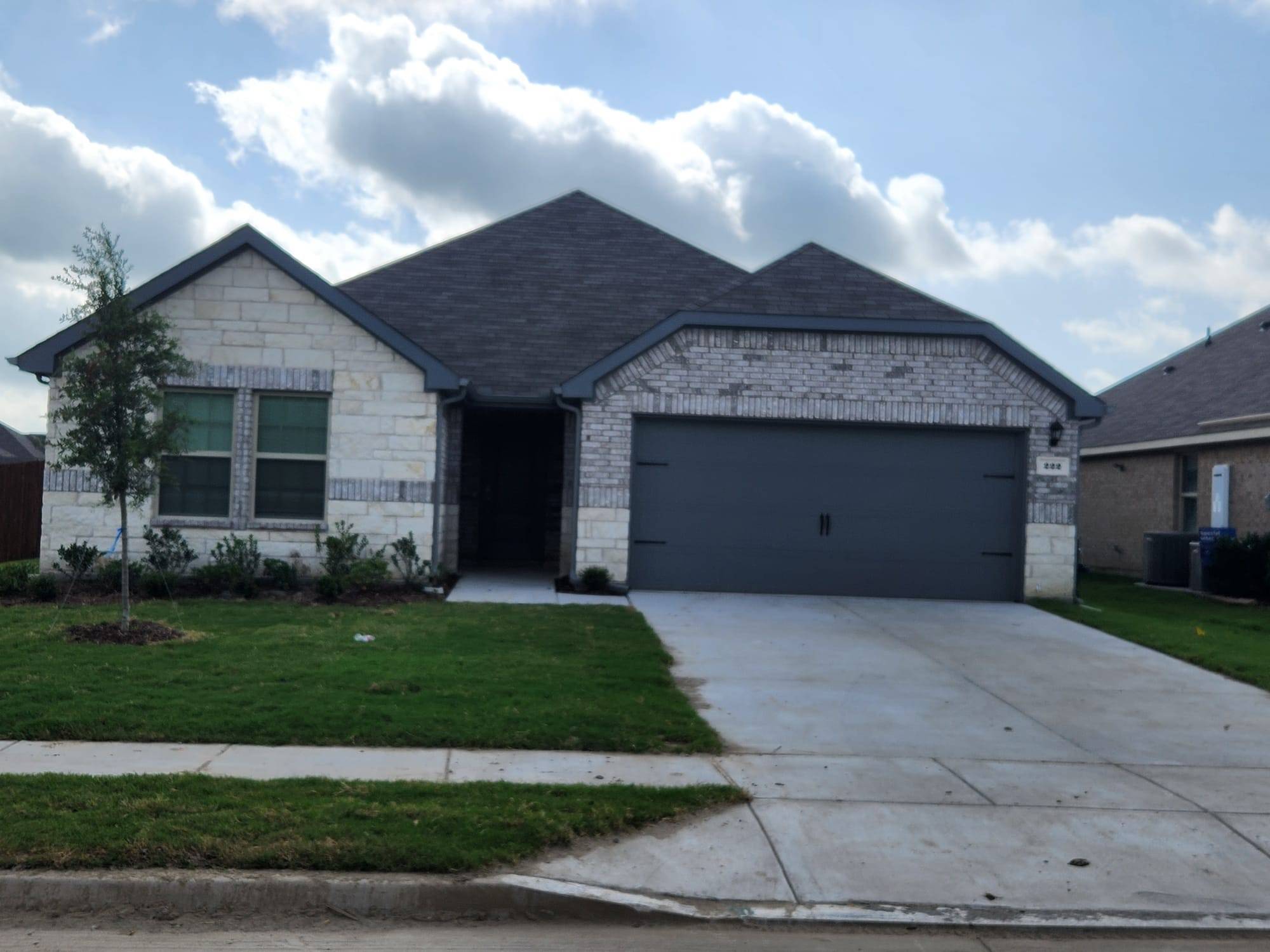 Caddo Mills, TX 75135,222 Greenshade LN