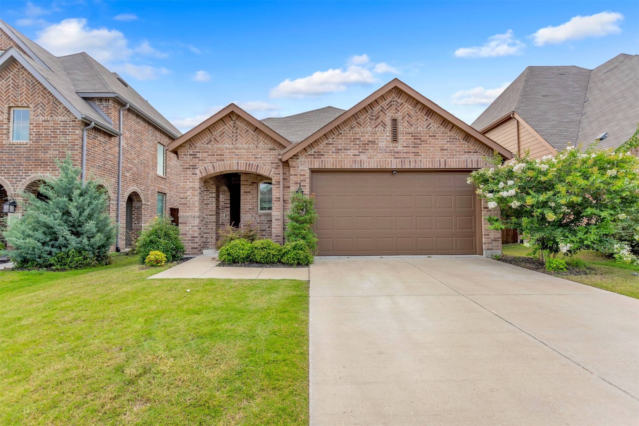 Forney, TX 75126,3940 Rochelle LN