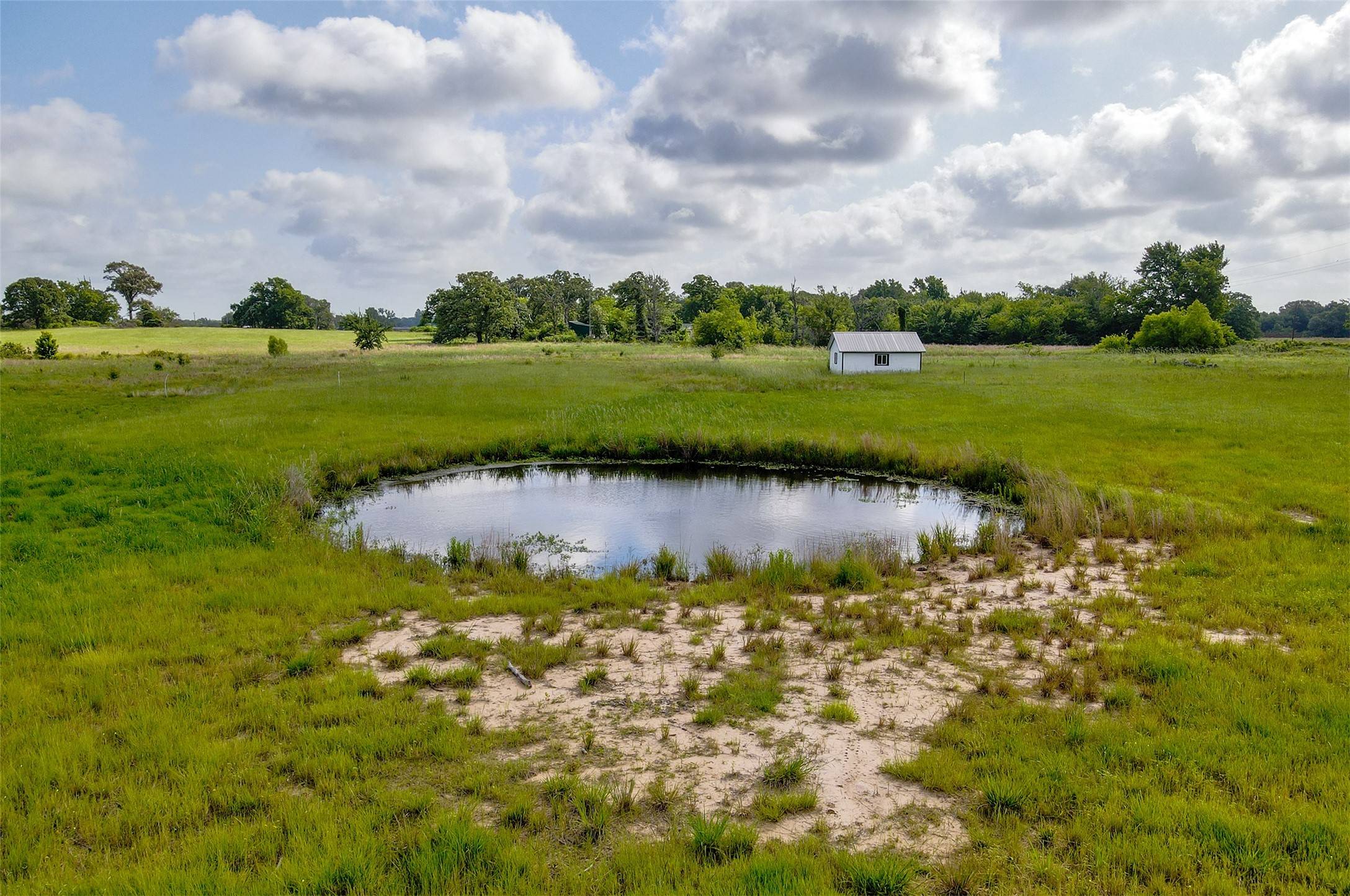 Grand Saline, TX 75140,208 VZ County Road 1220