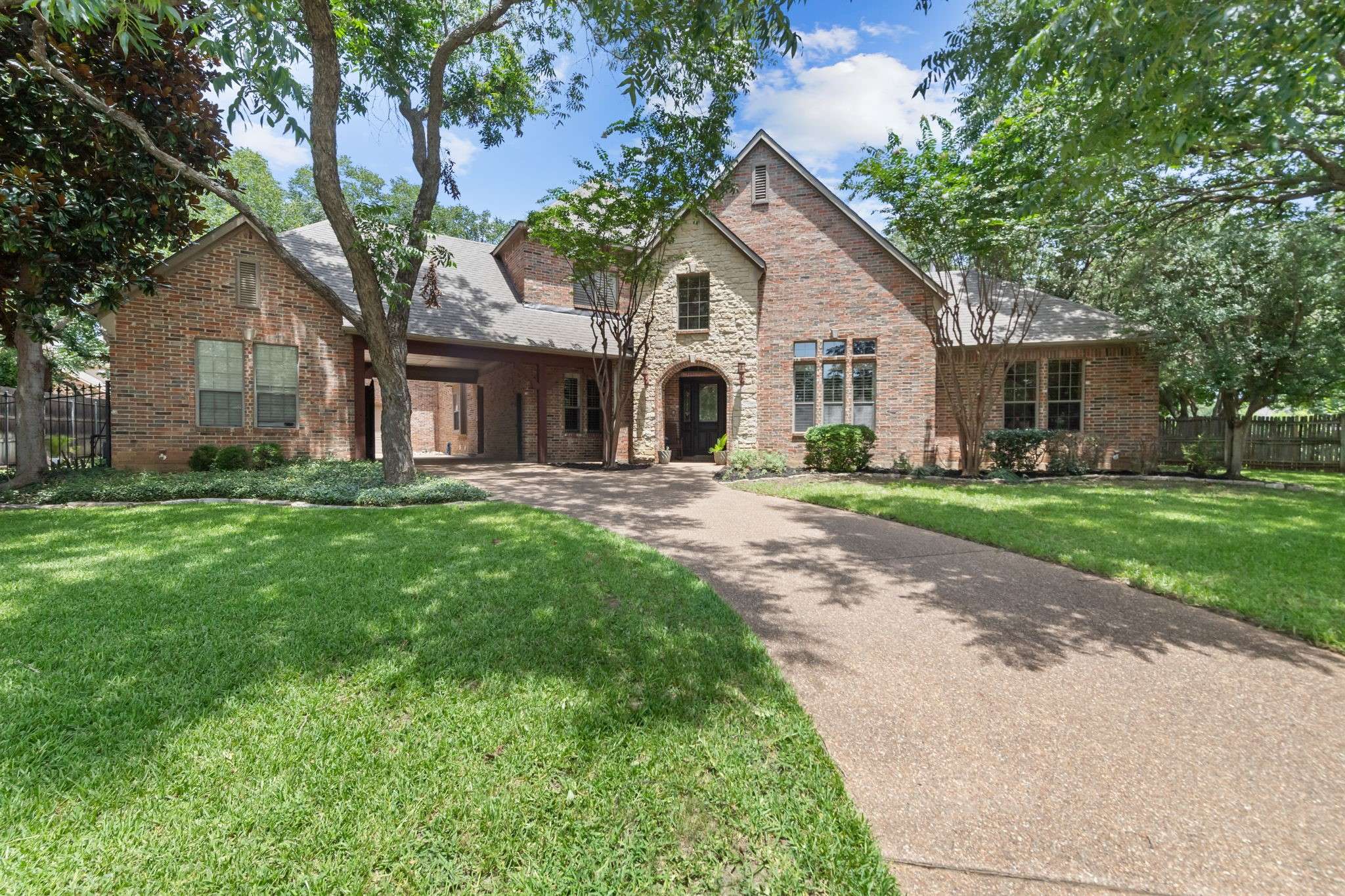 Southlake, TX 76092,1402 Vino Blanc CT