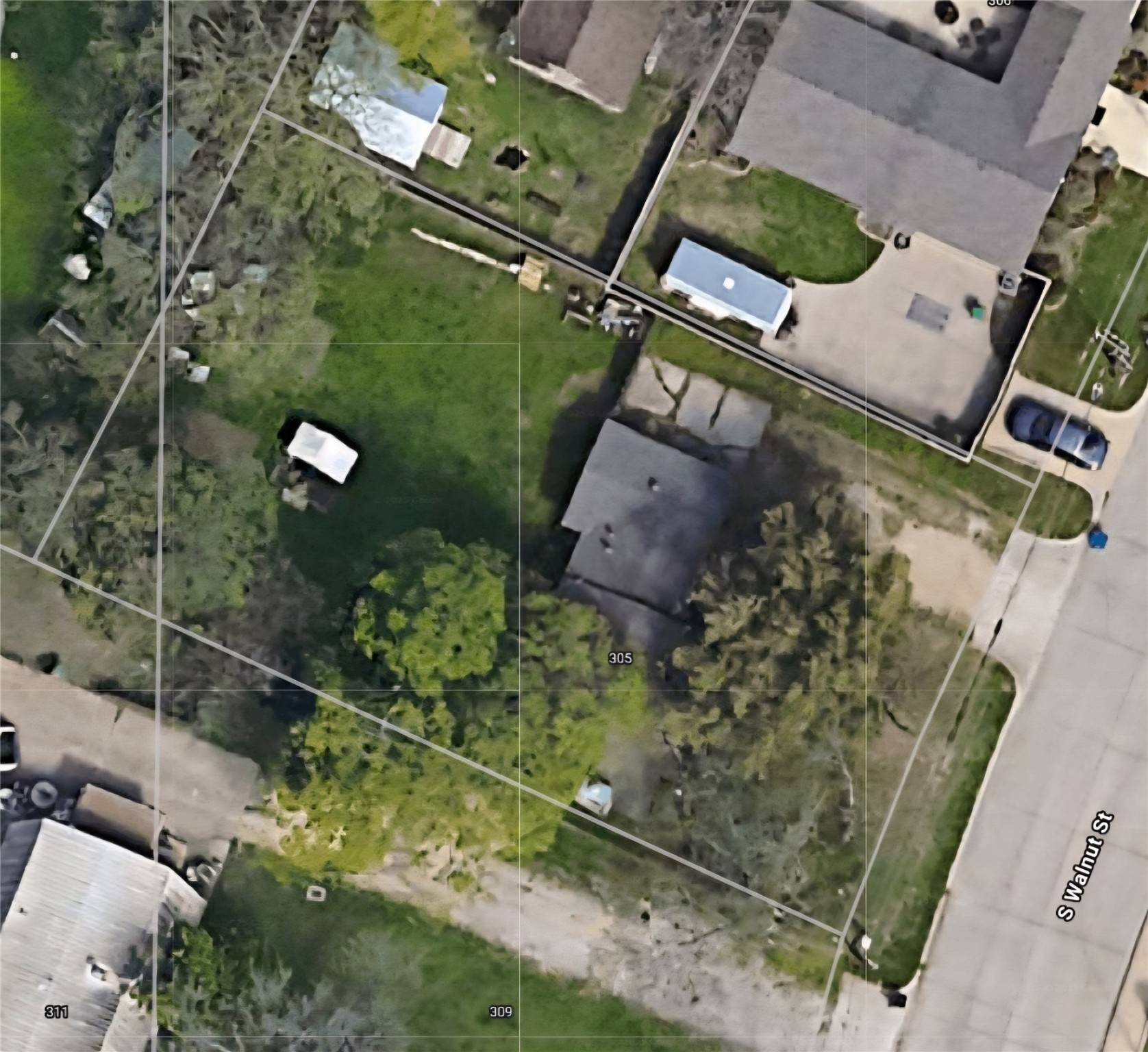 Roanoke, TX 76262,305 Walnut ST