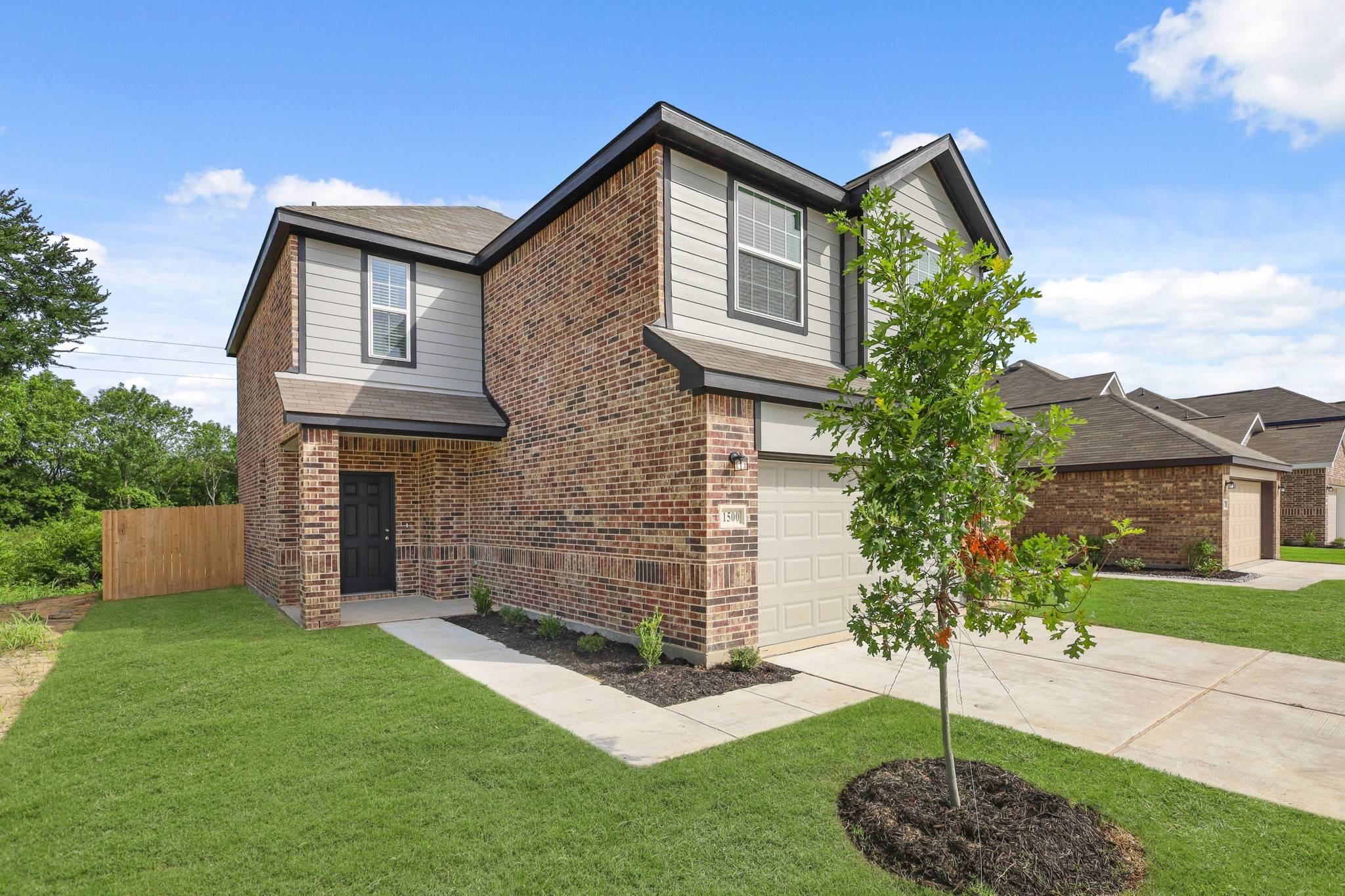 Ennis, TX 75119,1500 Romans RD