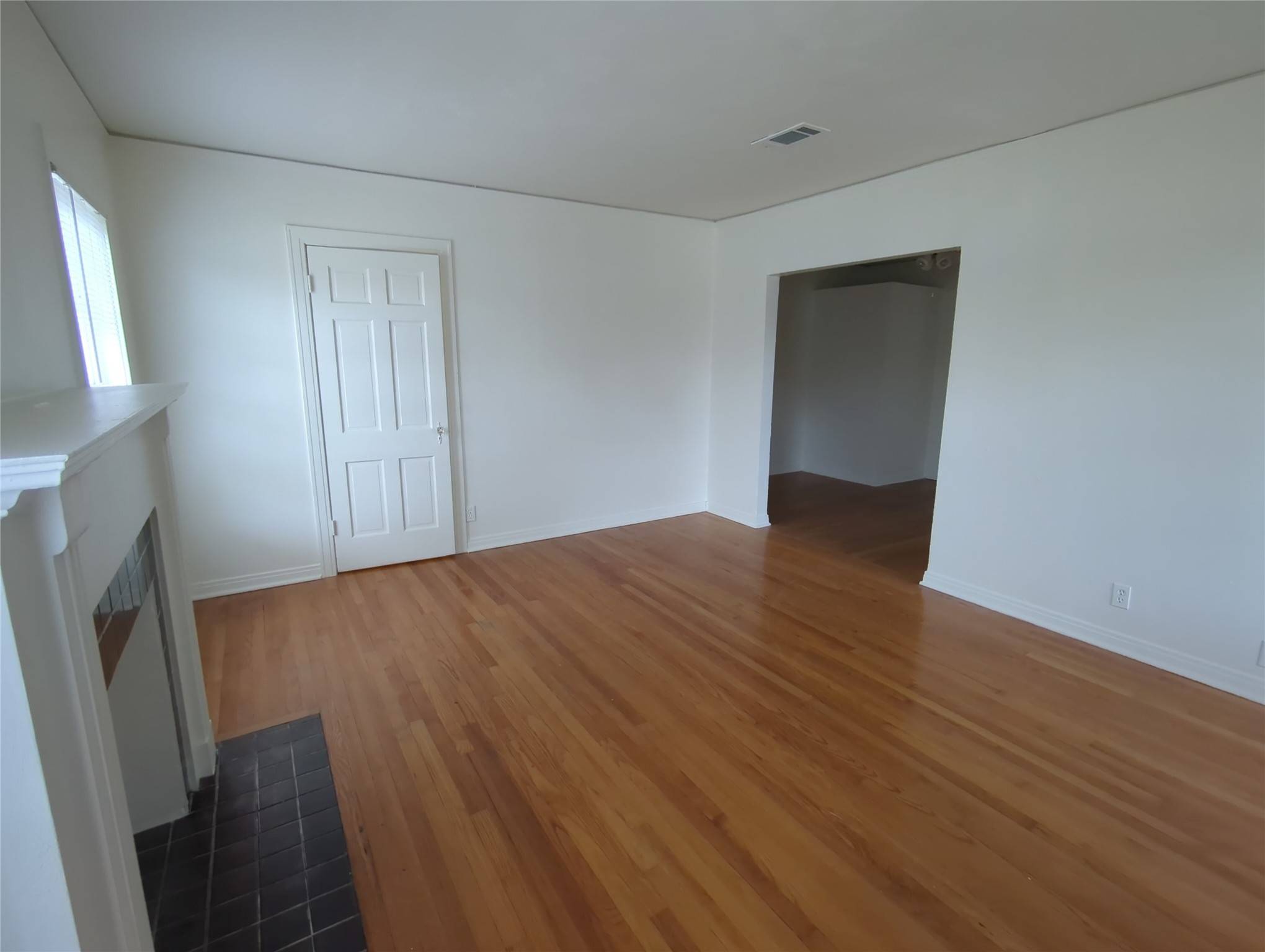 Dallas, TX 75206,5457 Longview ST