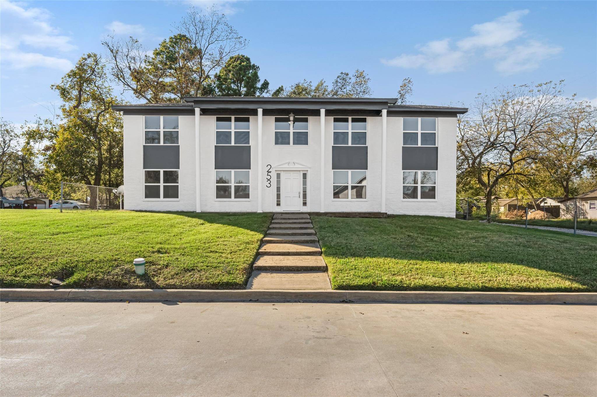 Sulphur Springs, TX 75482,253 Locust ST S #1S