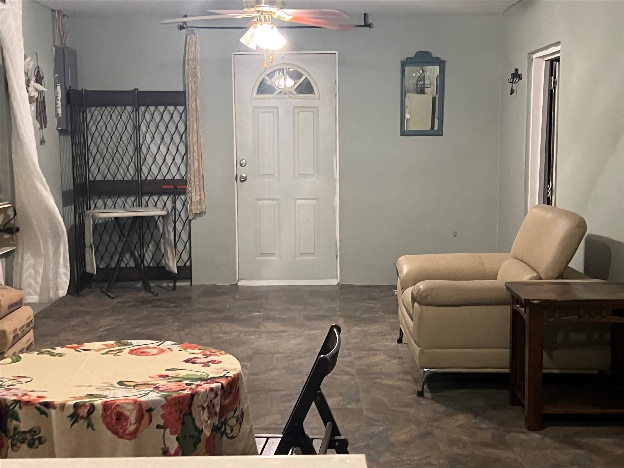 Presidio, TX 79845,505 N diaz ST