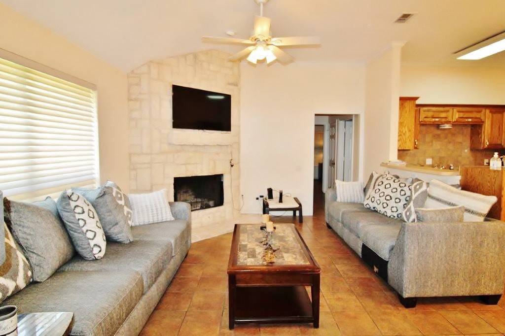 Arlington, TX 76017,5131 Trail Dust LN