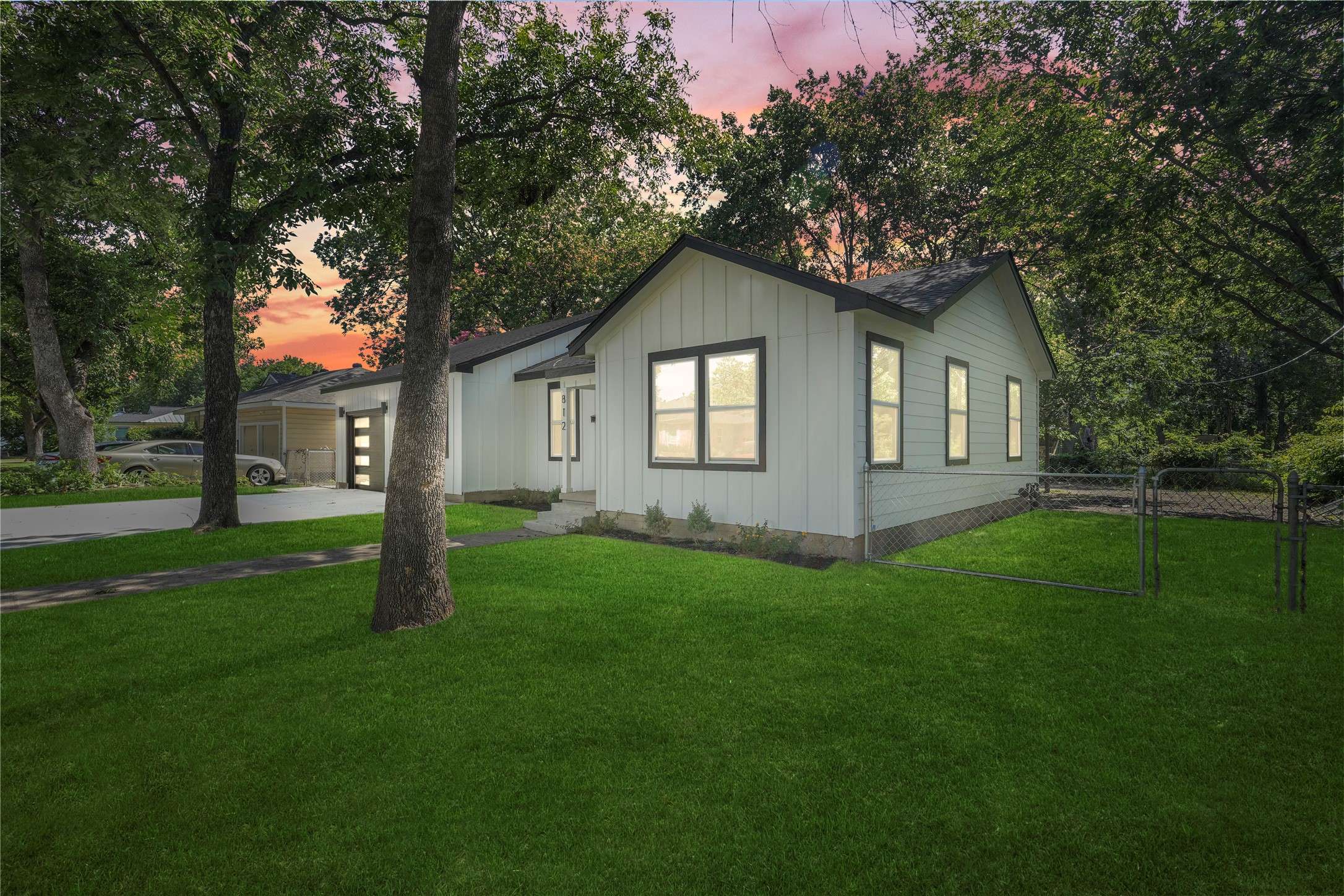 Garland, TX 75040,812 Sylvan DR