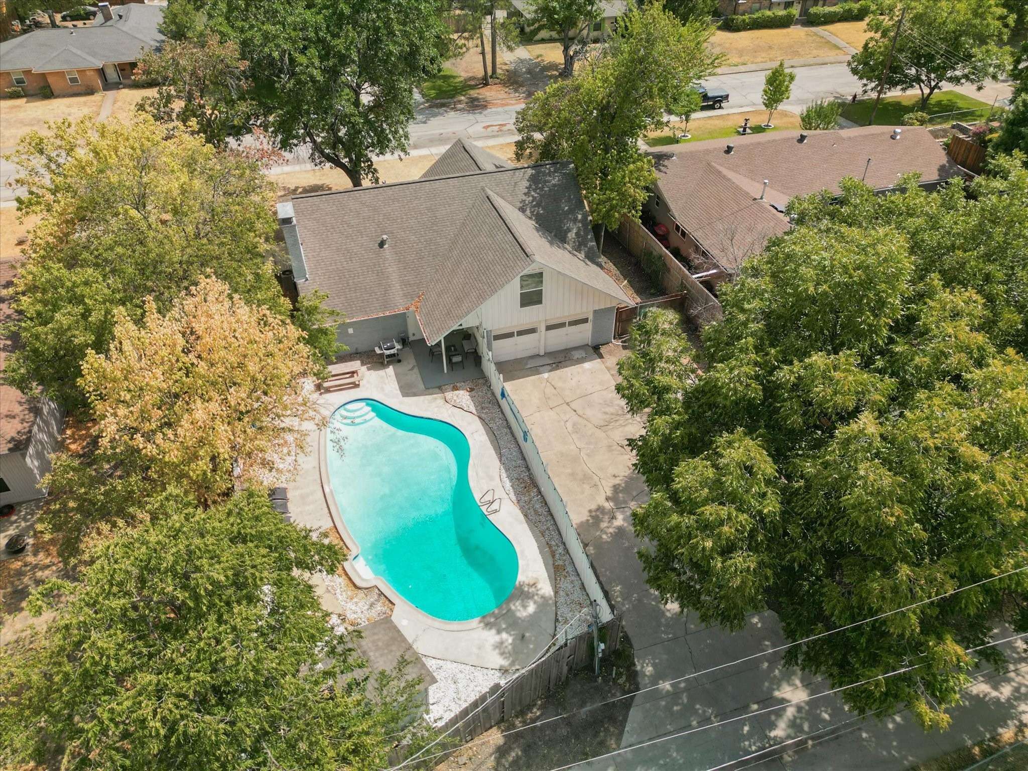 Grand Prairie, TX 75050,742 Austrian RD