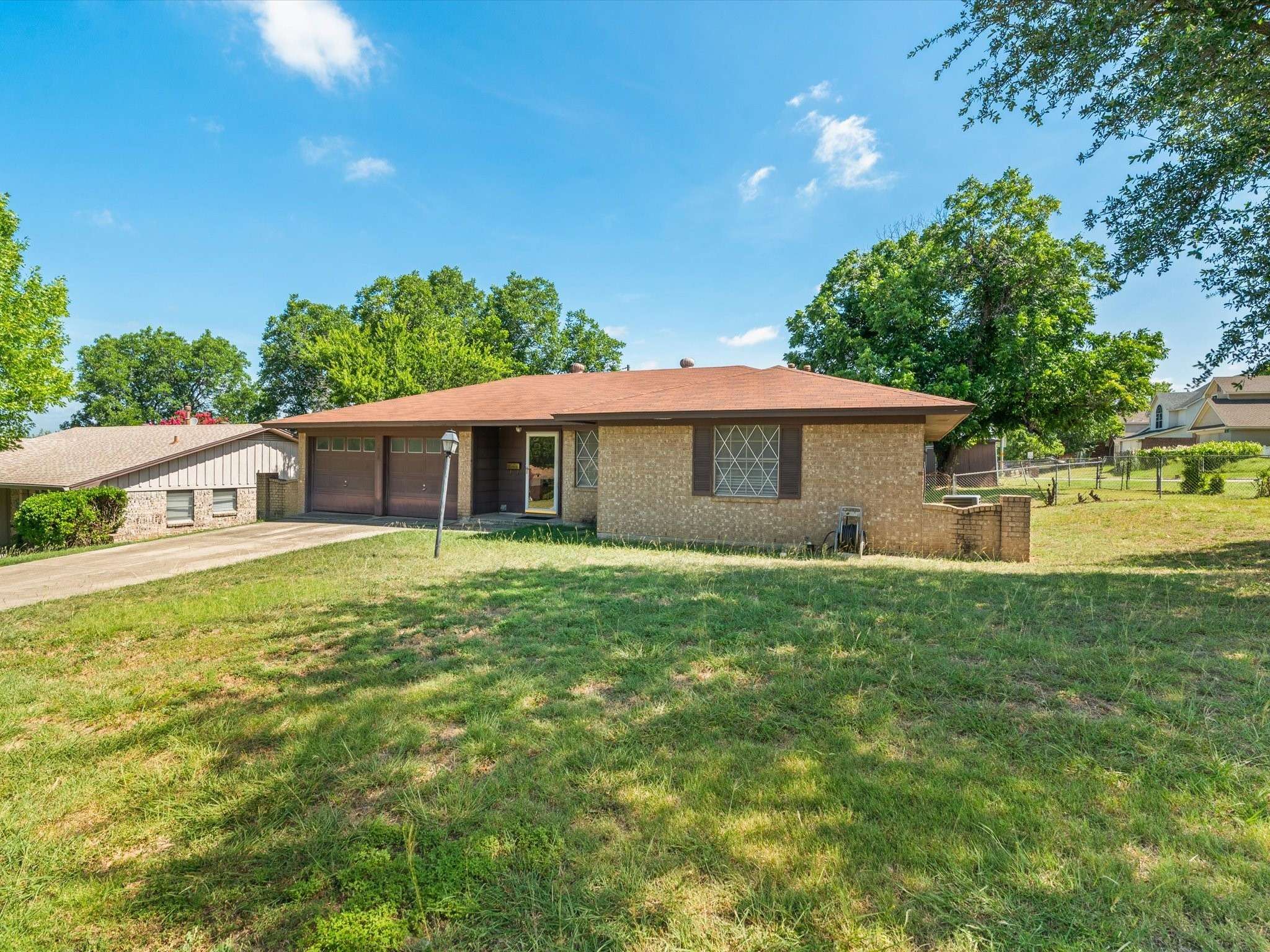 Lake Worth, TX 76135,6500 Chapel LN
