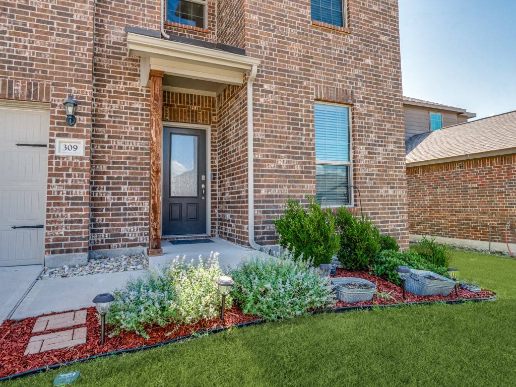 Princeton, TX 75407,309 Golden Sands LN