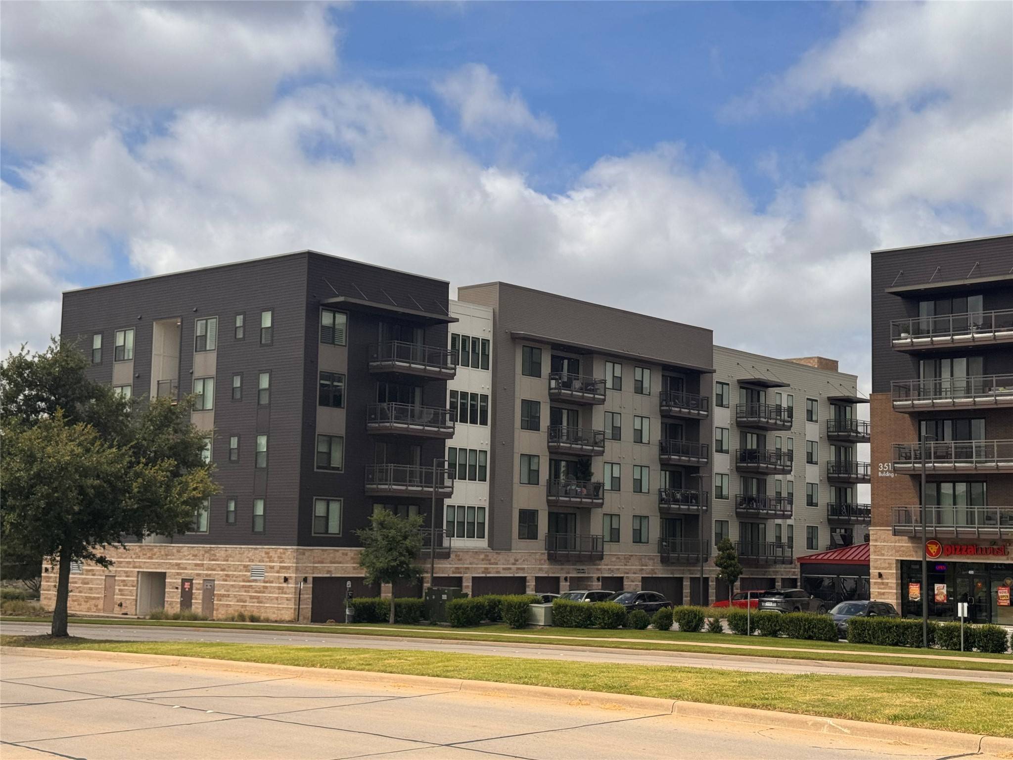 Lewisville, TX 75056,3517 Windhaven Pkwy #2501