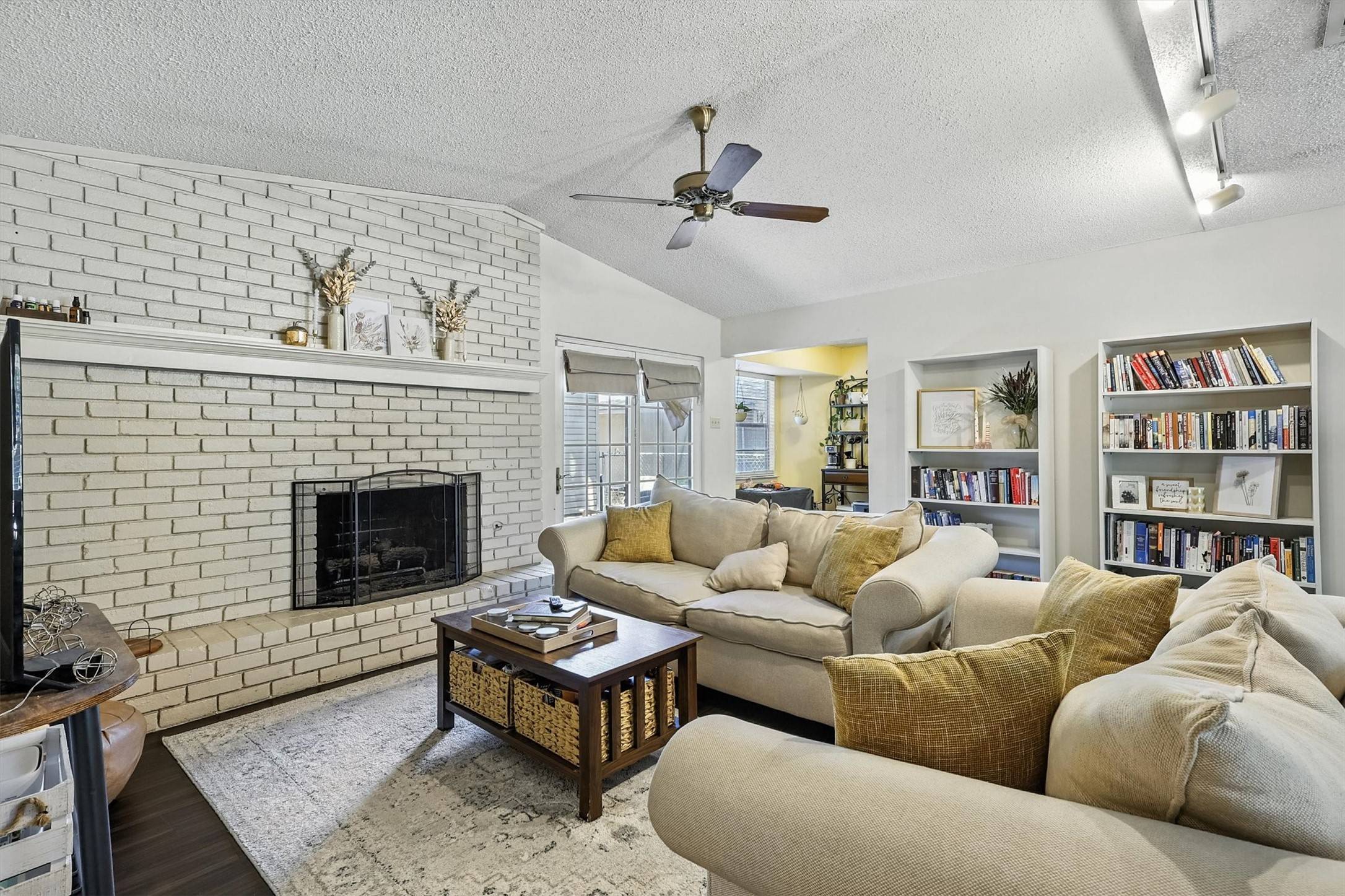Richardson, TX 75080,432 Sandy TRL