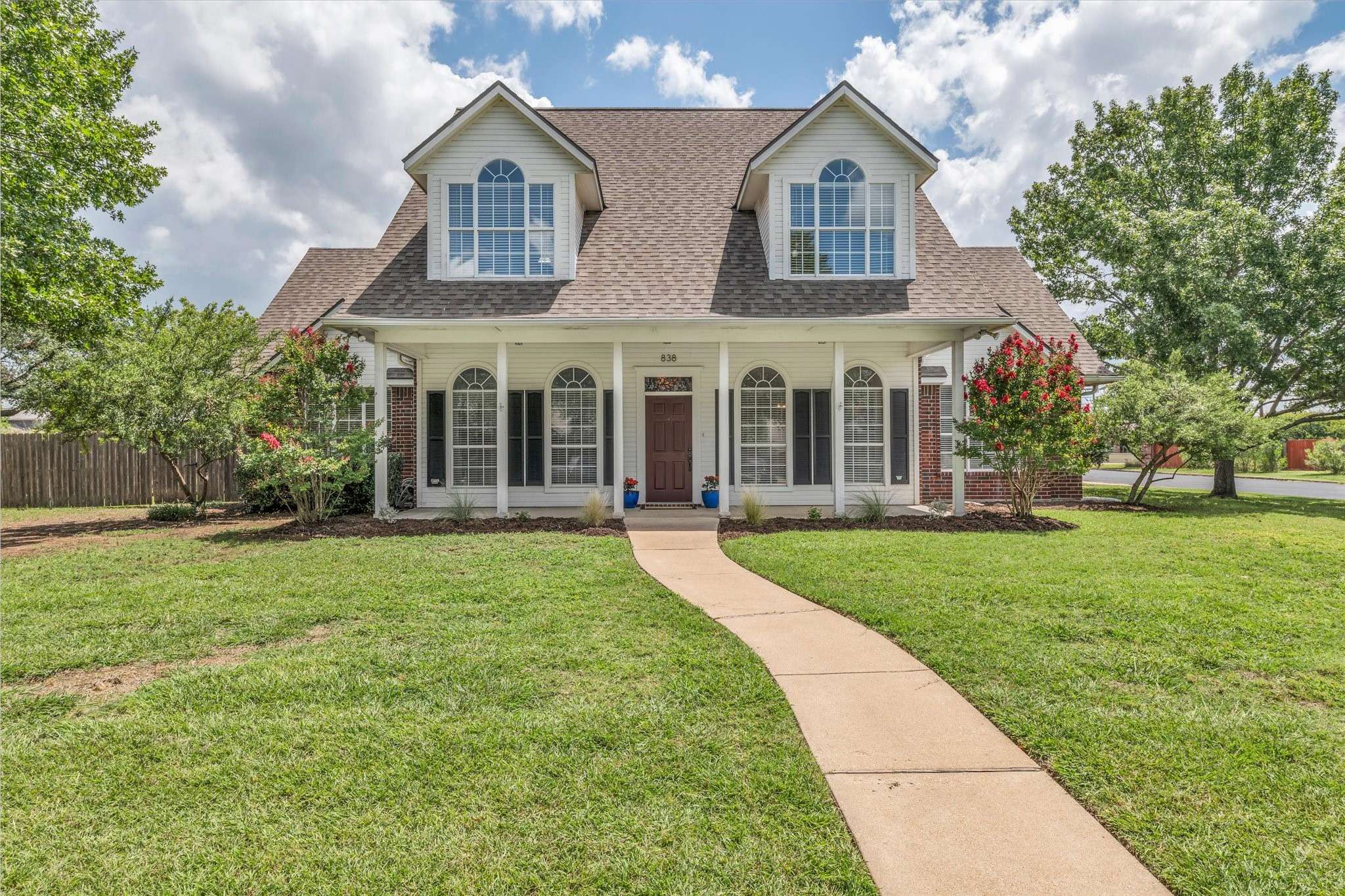 Waco, TX 76657,838 Country Lane DR
