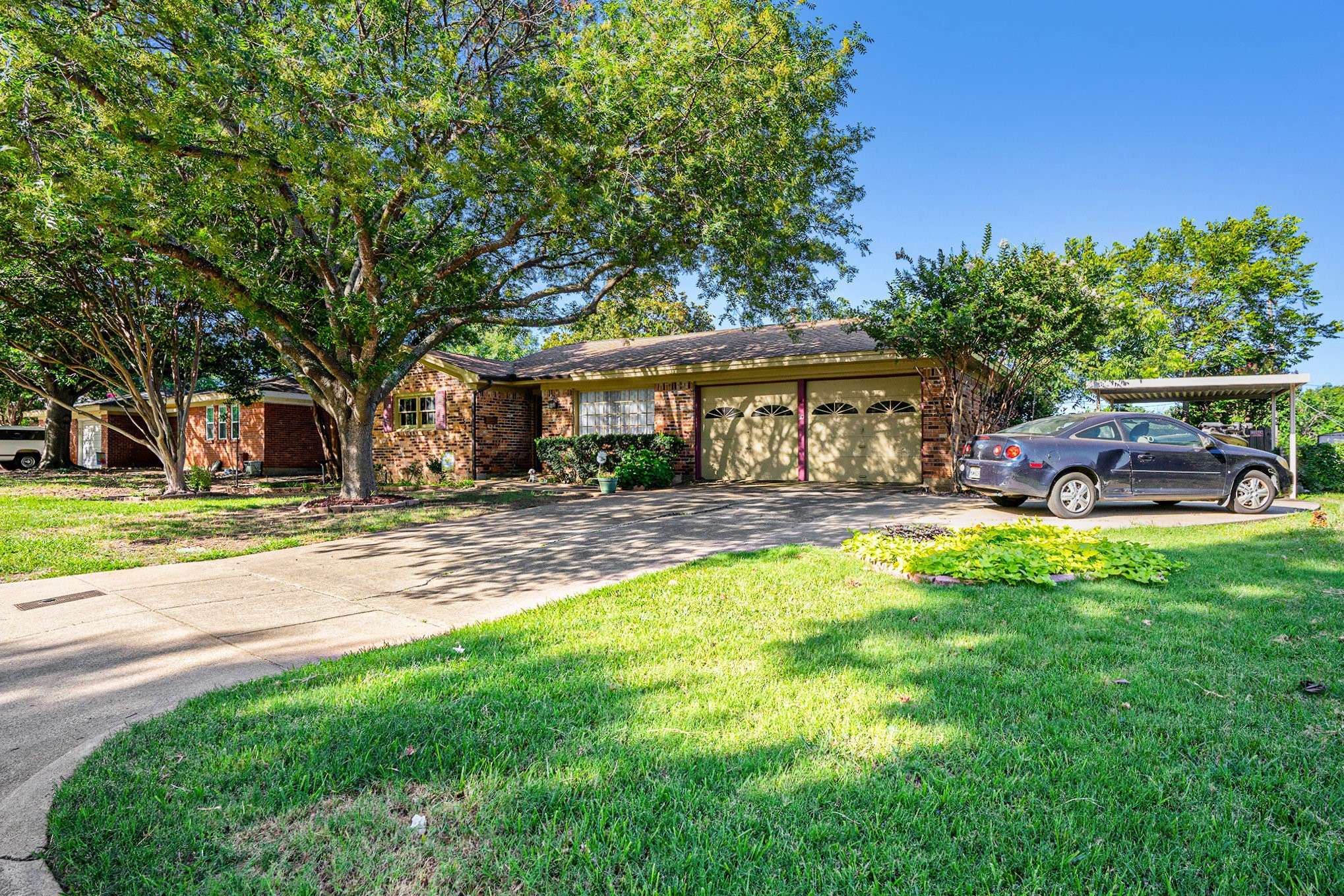 Fort Worth, TX 76134,7332 Trimble DR
