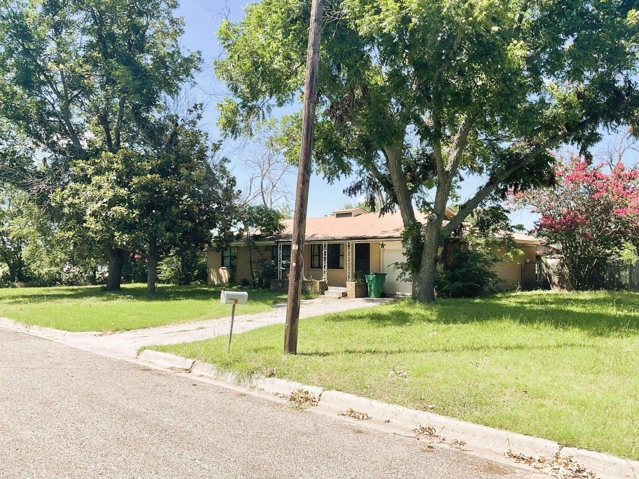 Stephenville, TX 76401,250 Meador LN