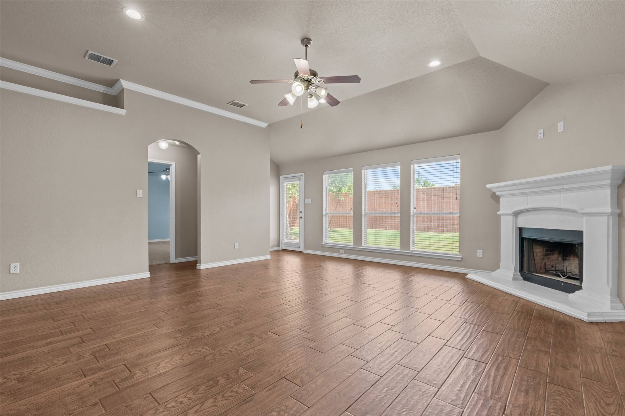 Weatherford, TX 76087,842 Randall RD