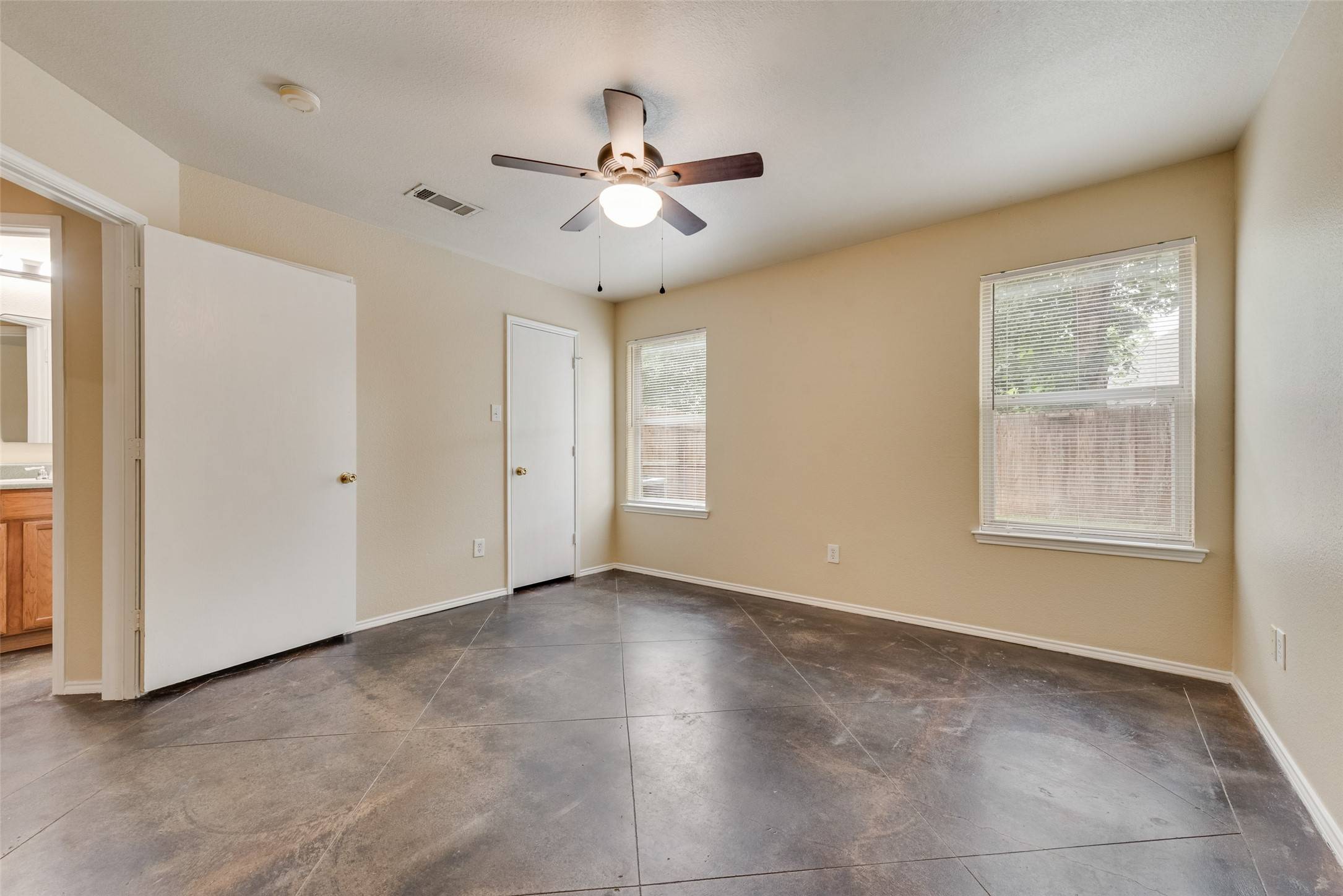 Azle, TX 76020,1237 Village Garden DR