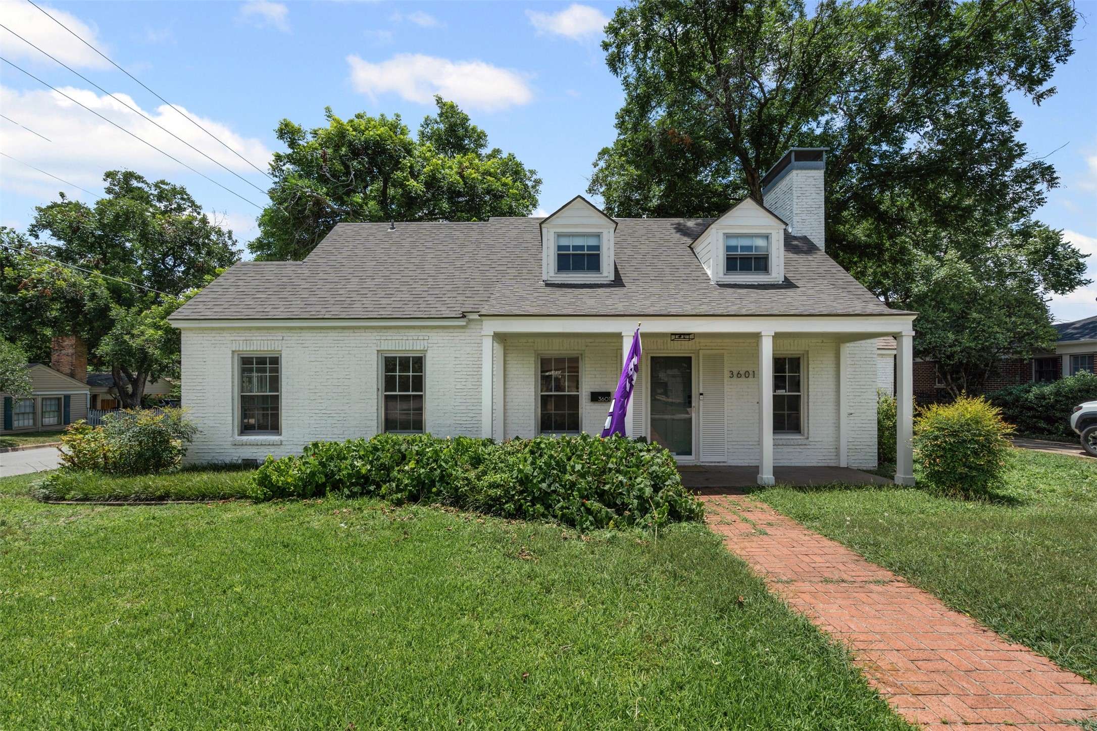 Fort Worth, TX 76109,3601 Westcliff RD S