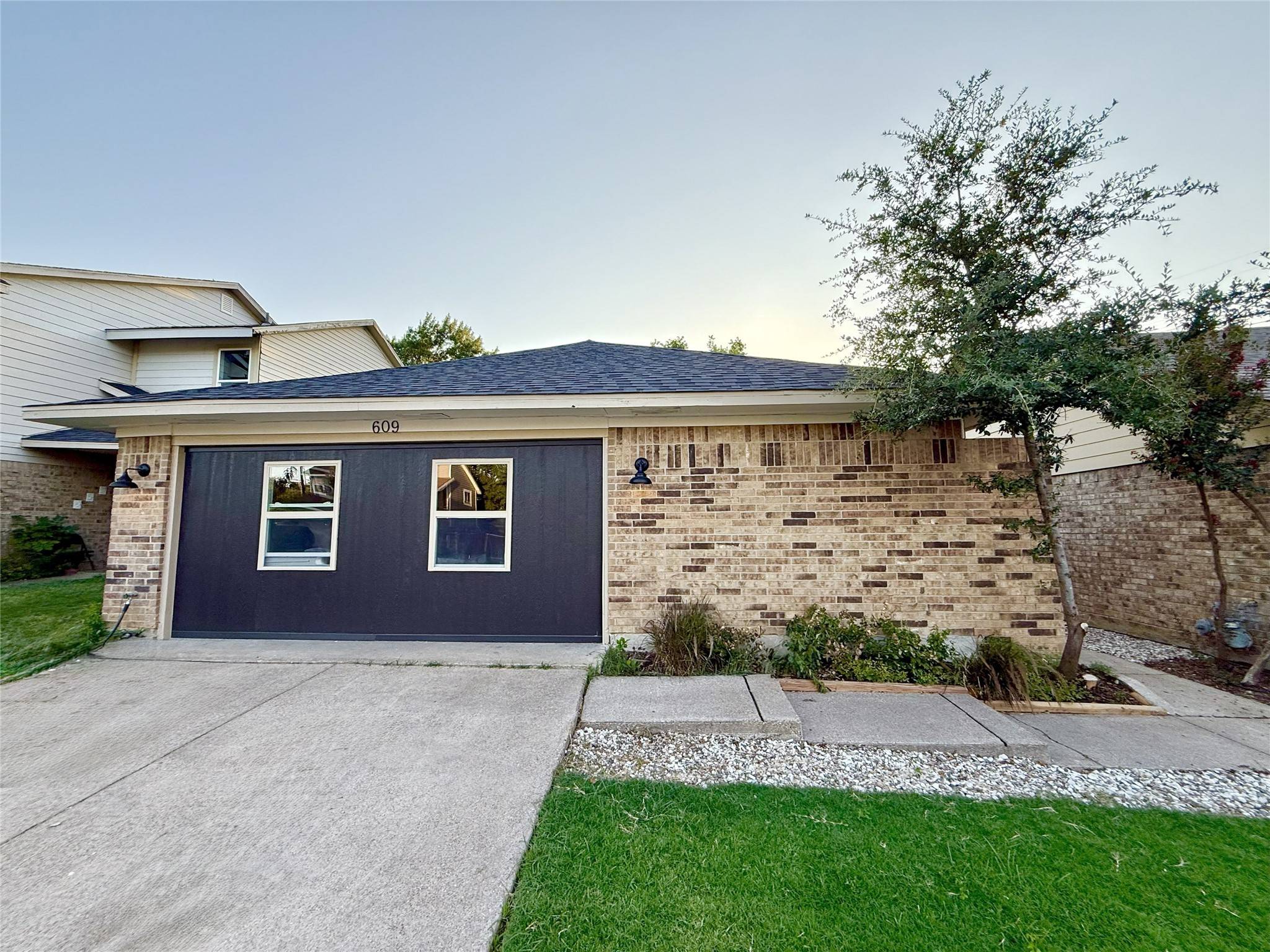 Mesquite, TX 75150,609 Via La Paloma
