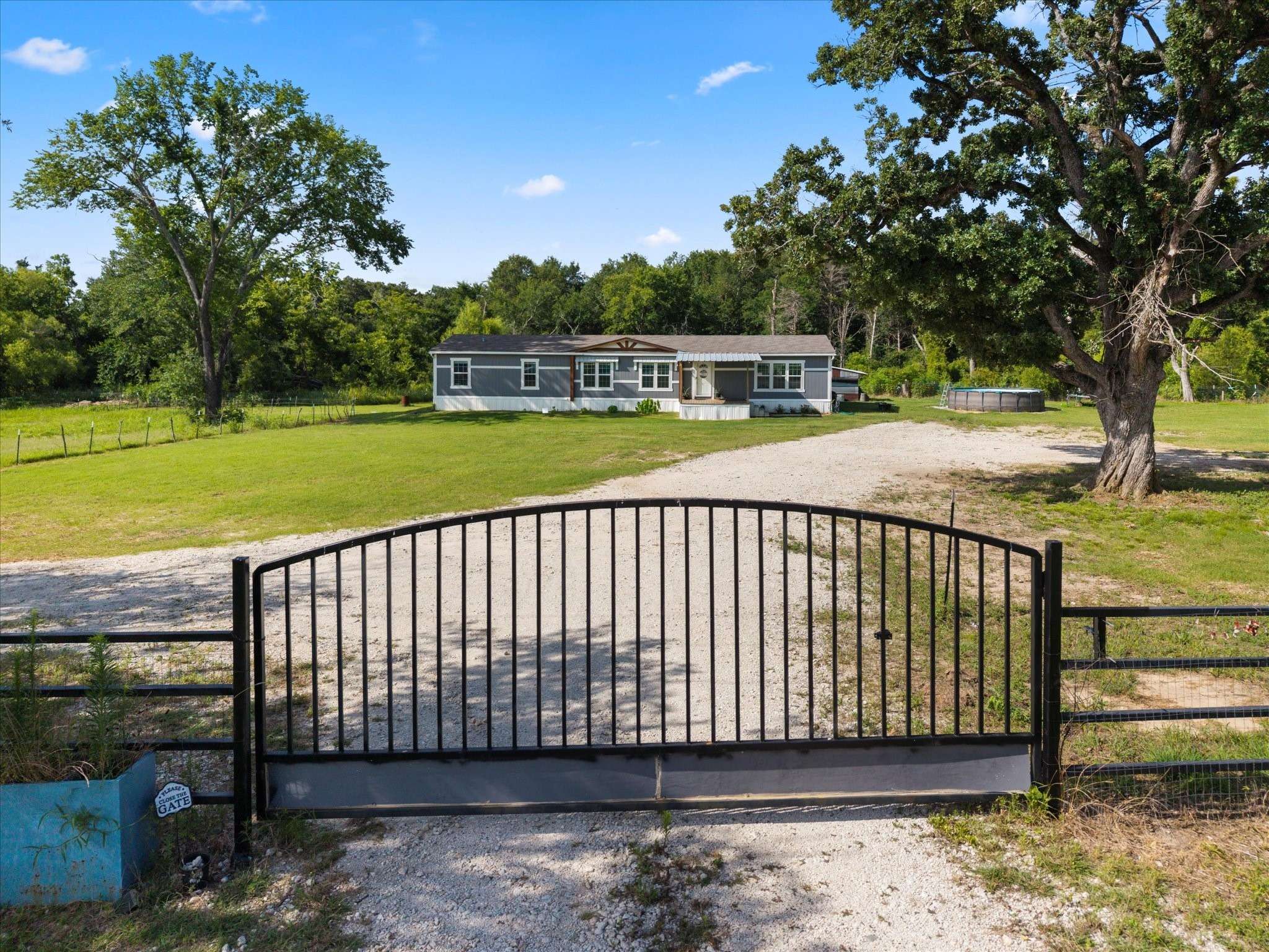 Teague, TX 75860,376 State Highway 179