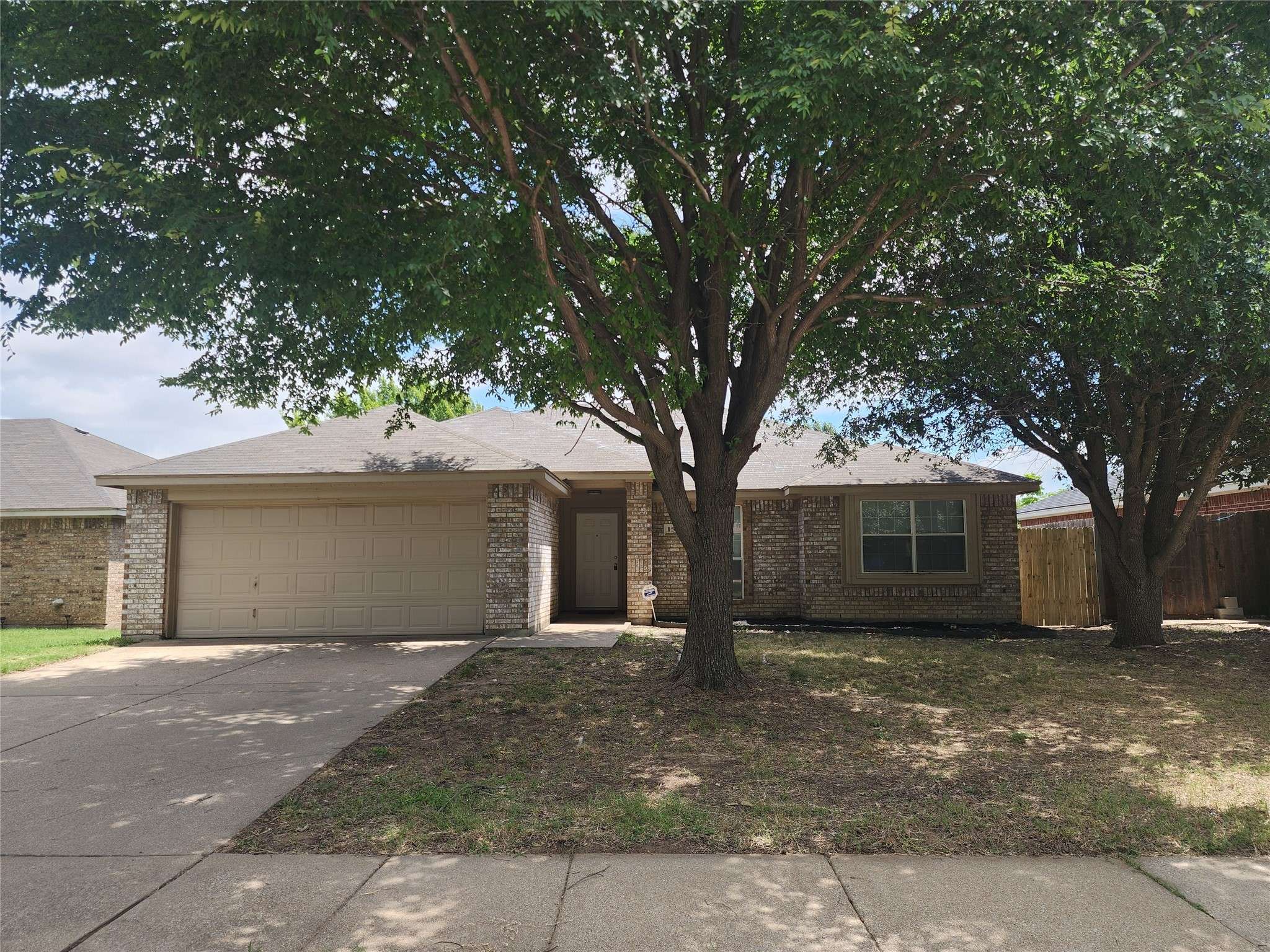 Crowley, TX 76036,157 Adams DR