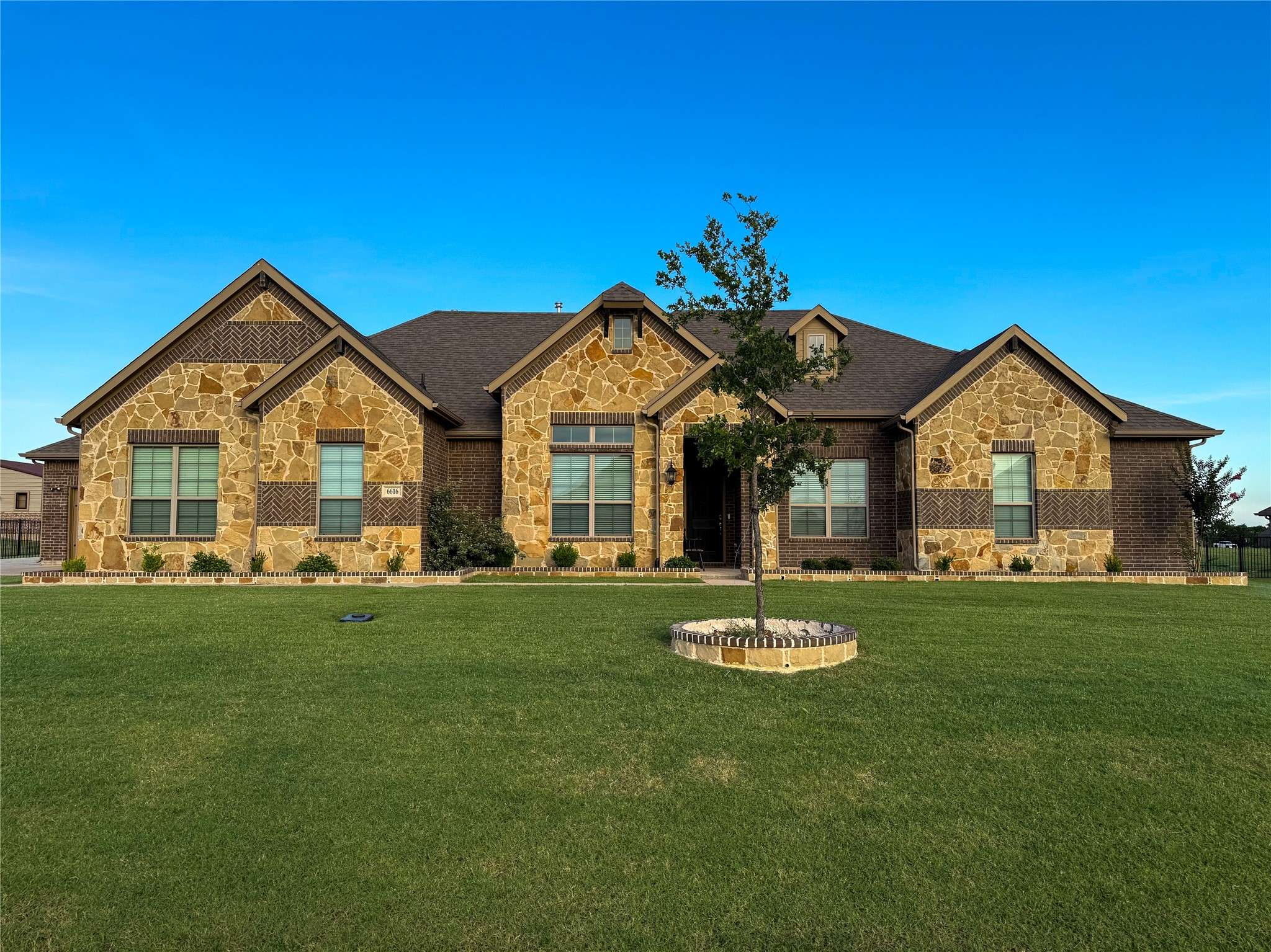 Mesquite, TX 75126,6616 Thames DR