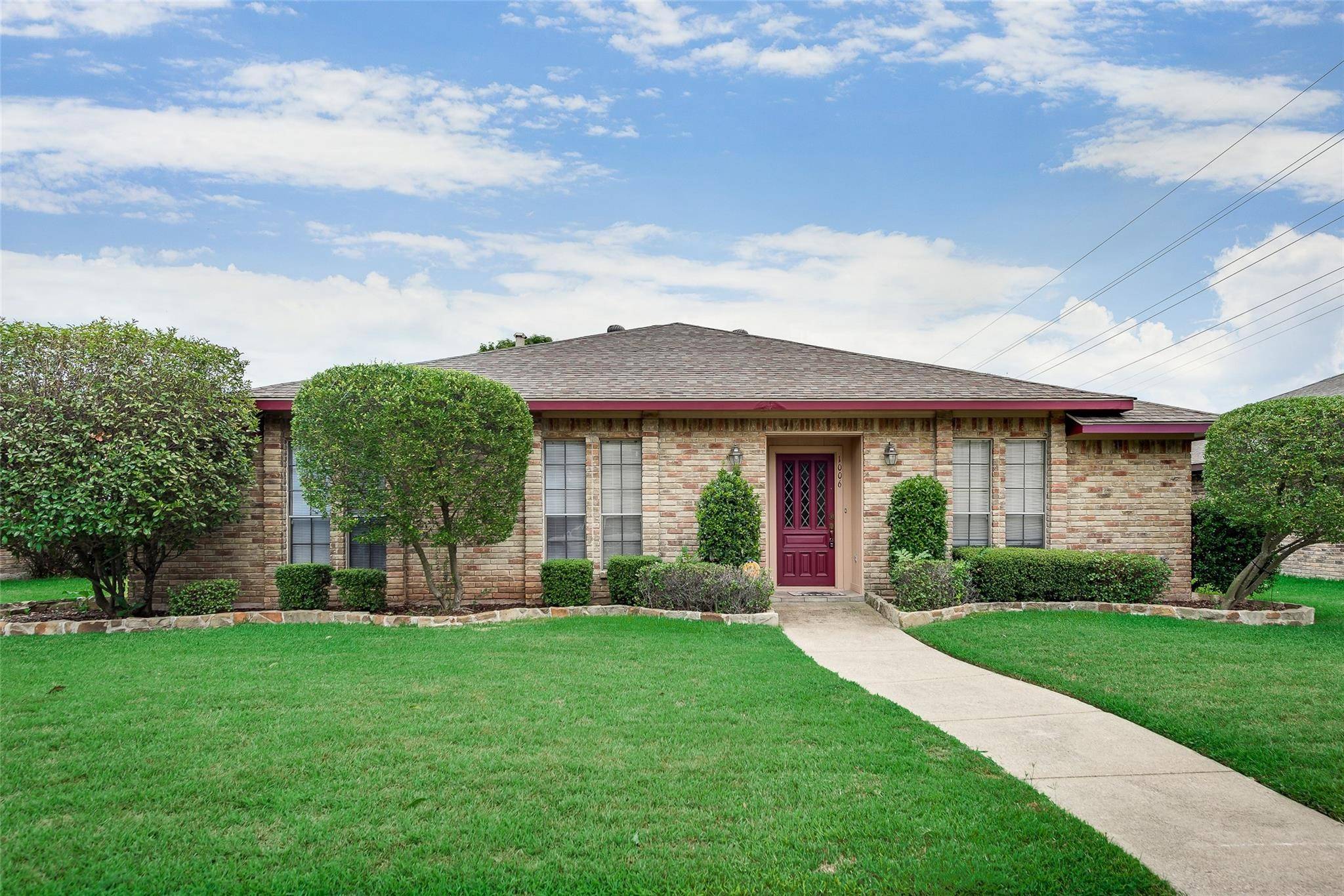 Garland, TX 75043,1006 Mayapple DR