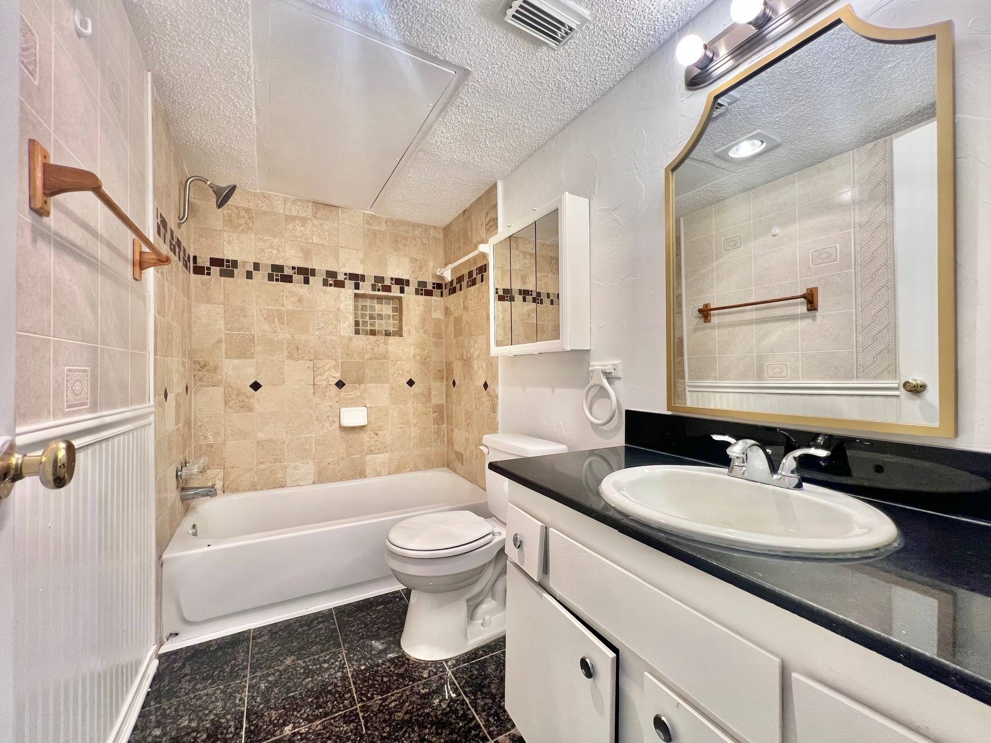 Carrollton, TX 75006,2639 Via Catalina