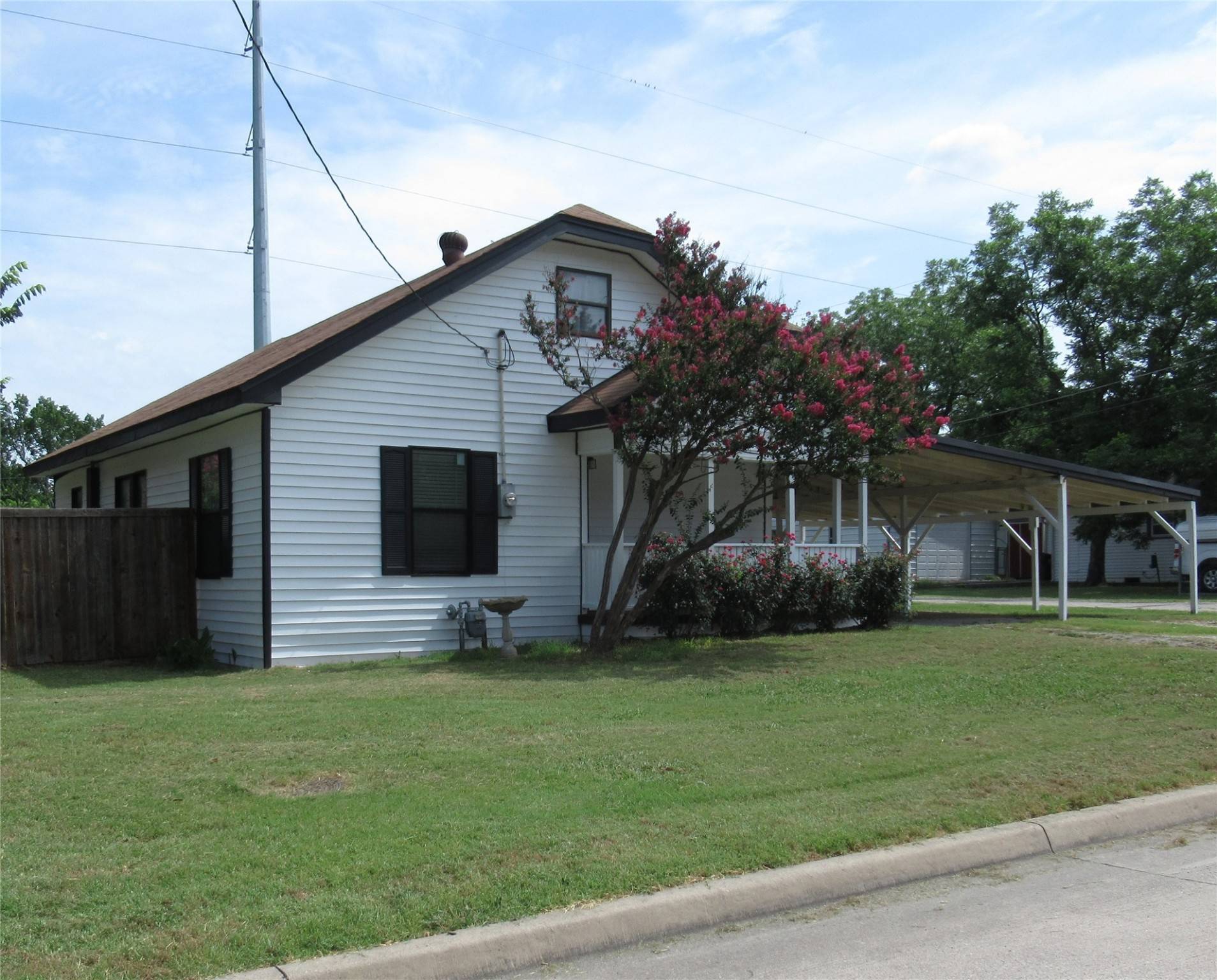 Caddo Mills, TX 75135,2217 Greenville ST