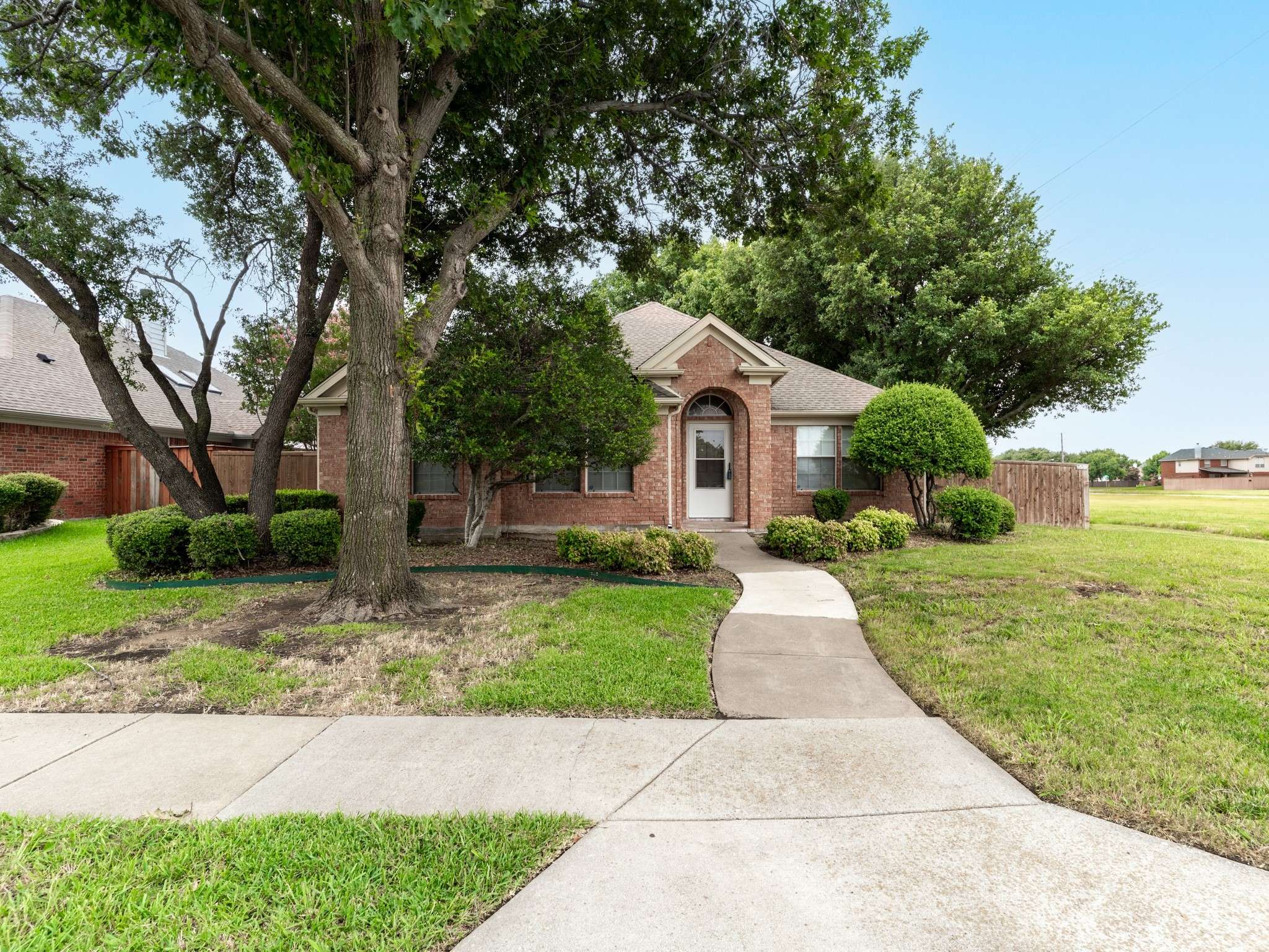 Plano, TX 75093,4252 Winding Brook DR
