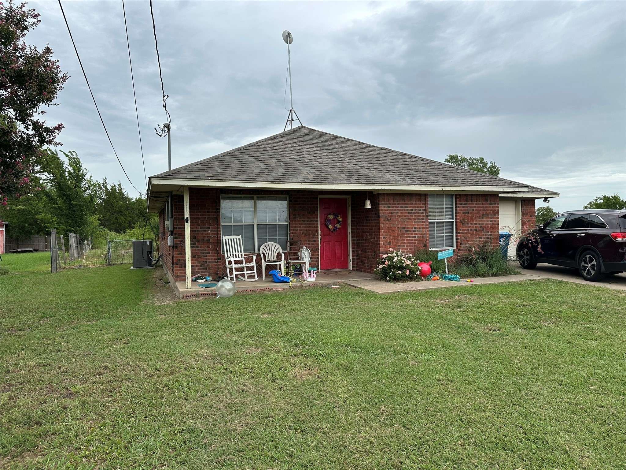 Palmer, TX 75152,1131 W Green Acres DR