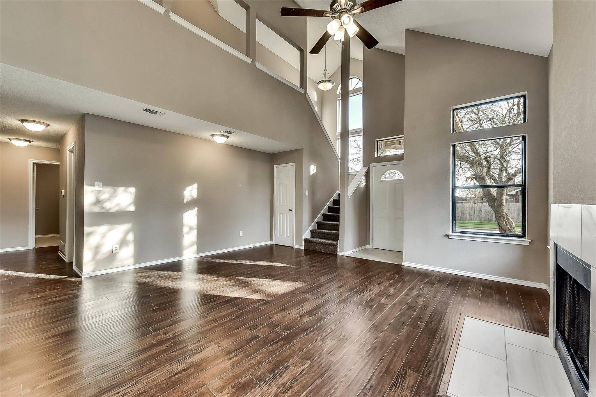 Cedar Hill, TX 75104,930 Thorton DR