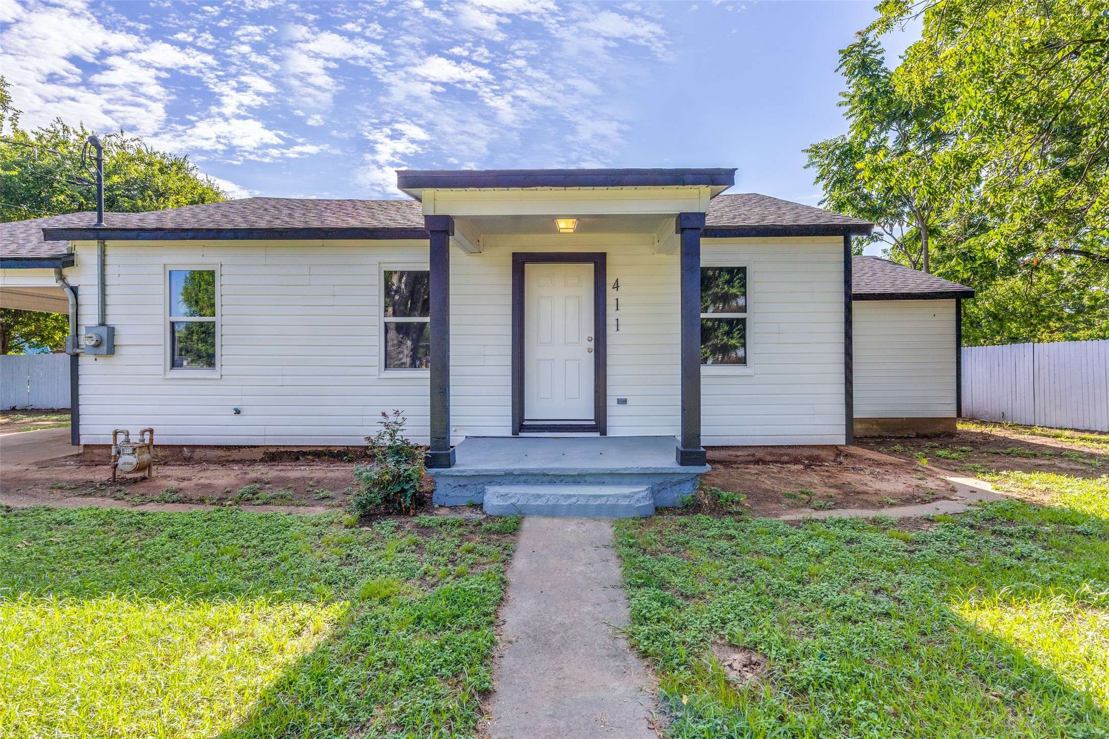 Paradise, TX 76073,411 Elm ST