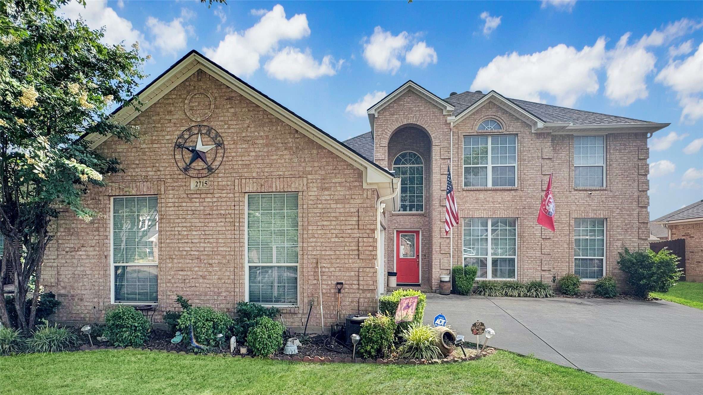 Grand Prairie, TX 75052,2715 Forest Lake DR