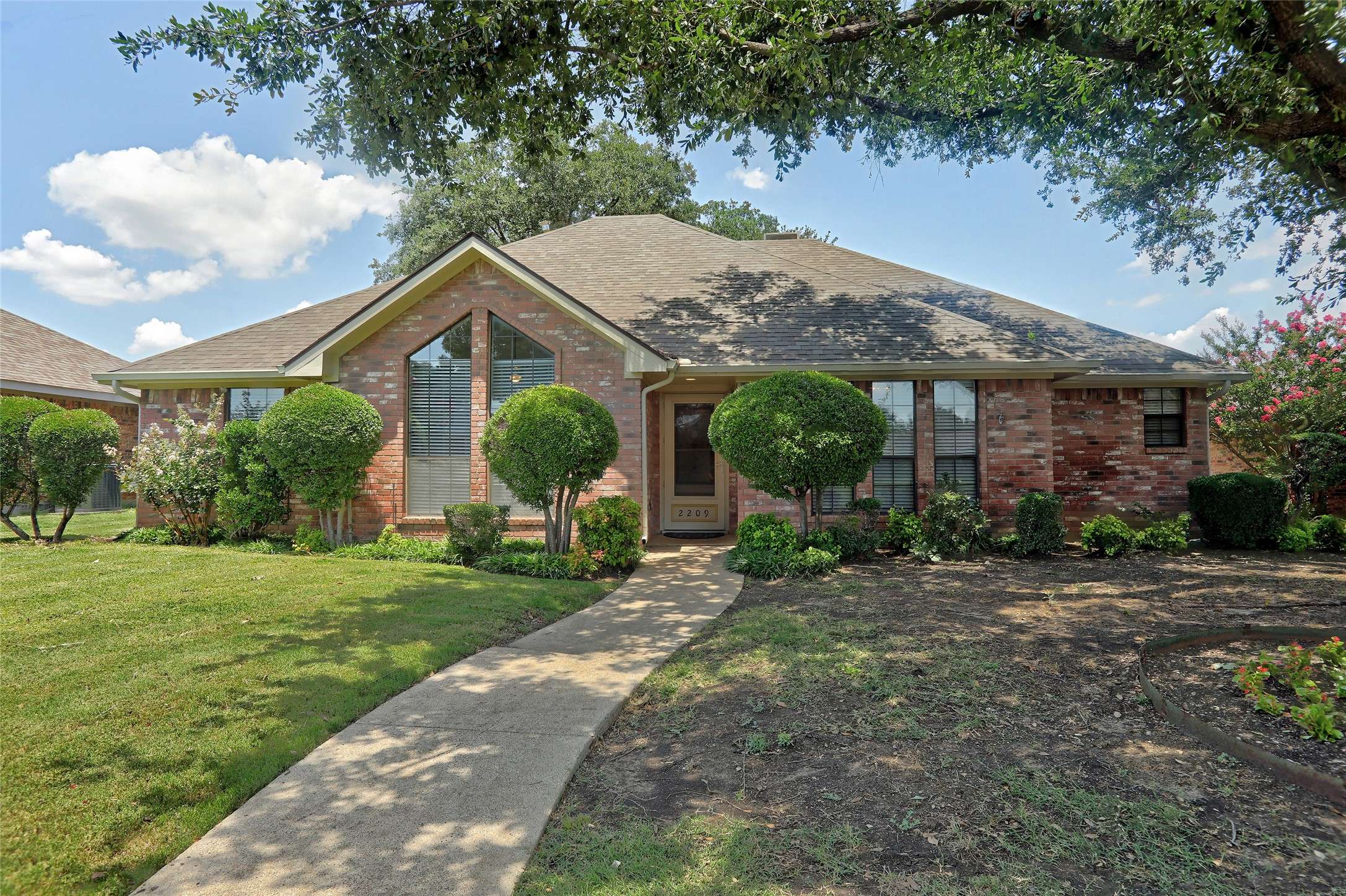 Plano, TX 75074,2209 Winona DR