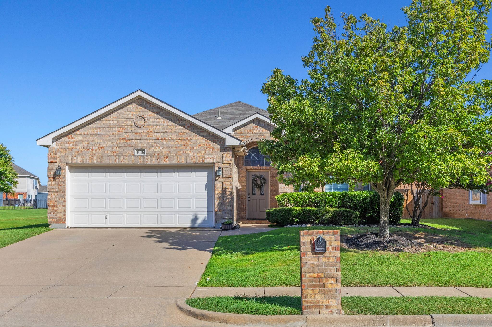Burleson, TX 76028,1016 Vista View DR