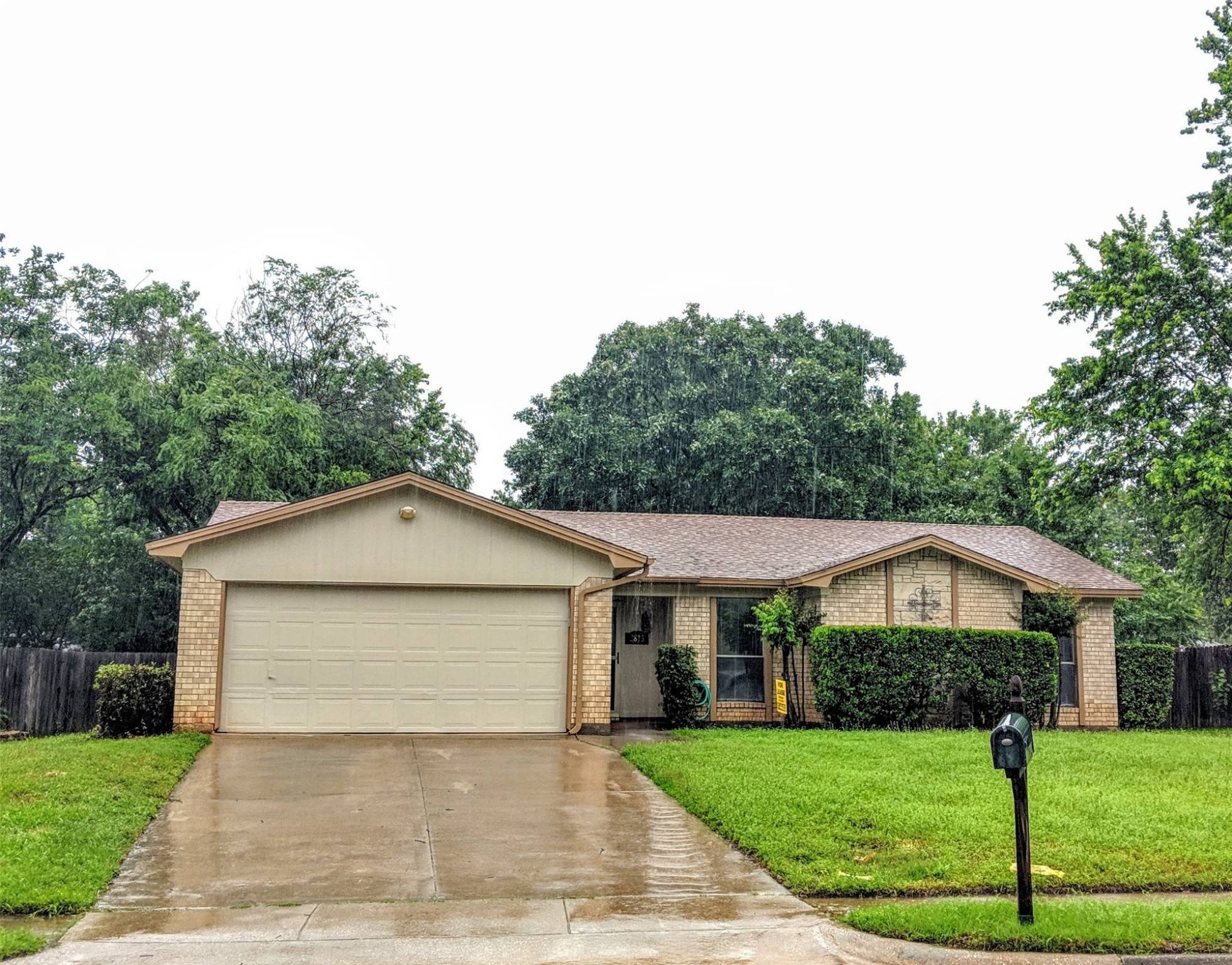 Bedford, TX 76021,2813 Cummings DR