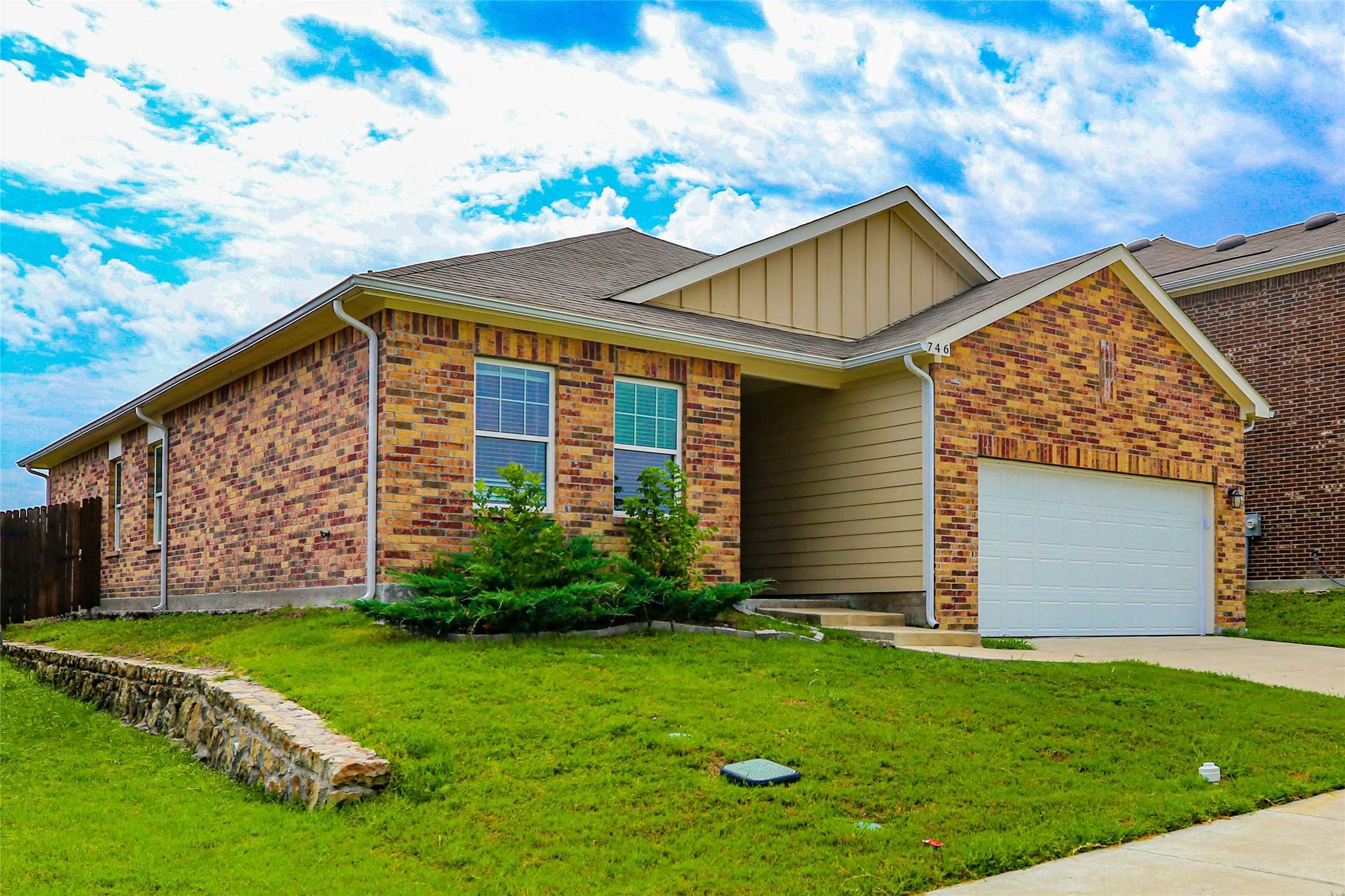 Lavon, TX 75166,746 Wilshire DR