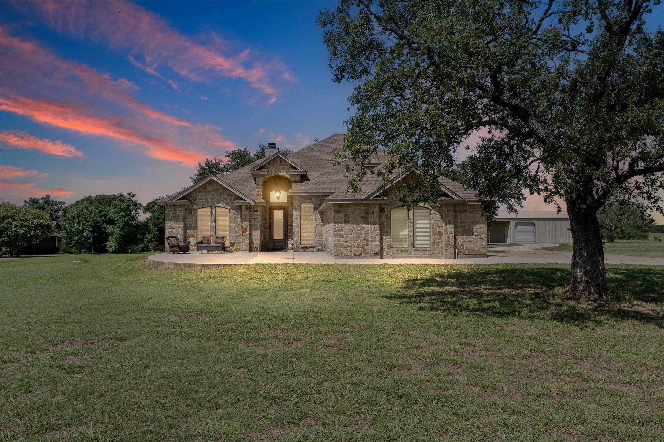 China Spring, TX 76633,160 Seven Oaks LN