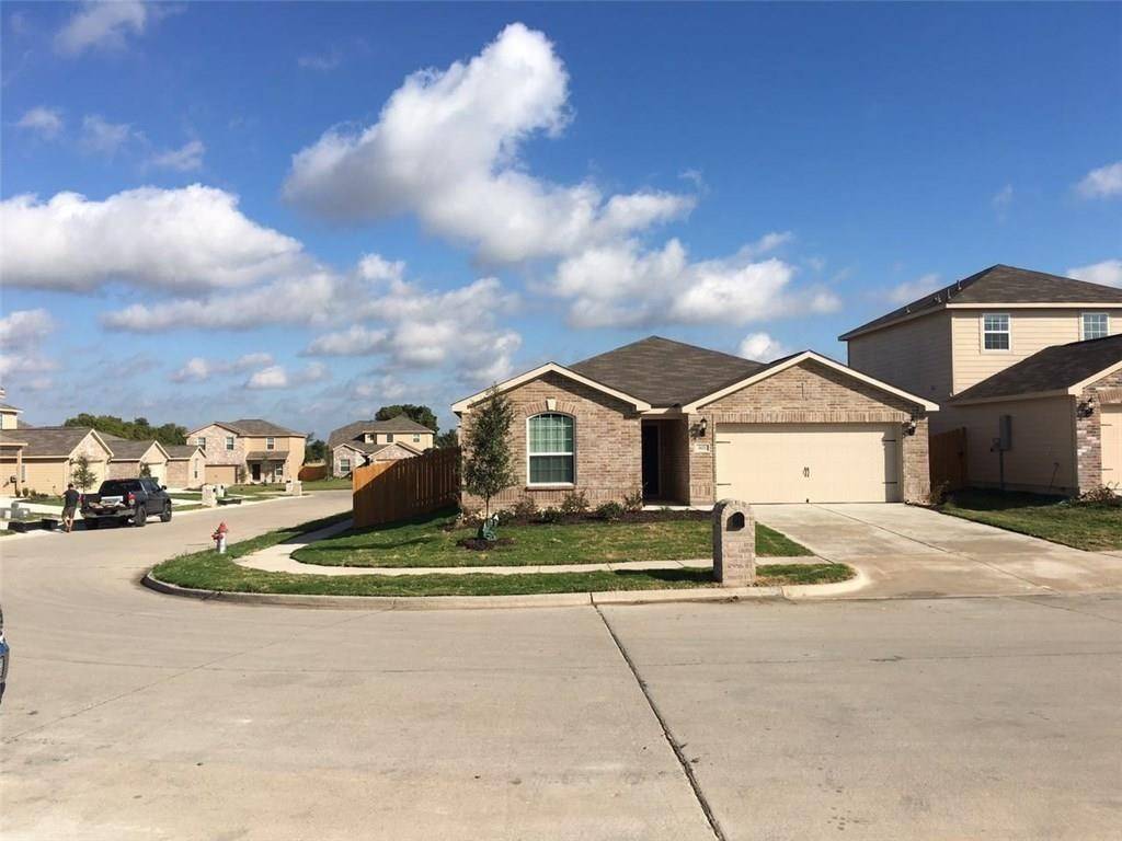 Howe, TX 75459,1825 Douglas ST